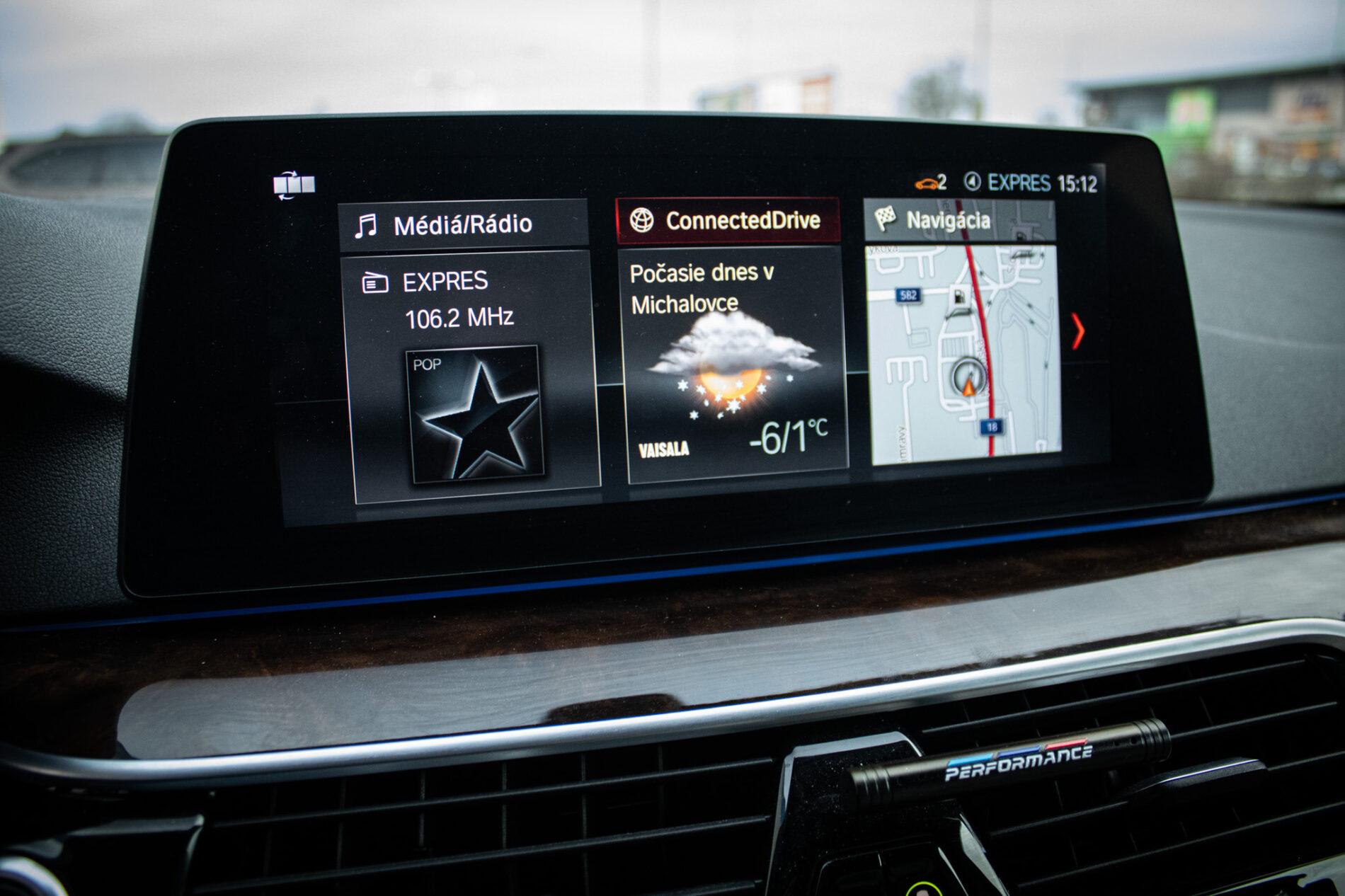 2017 BMW 540d, sivá sedan, 182 573 km
