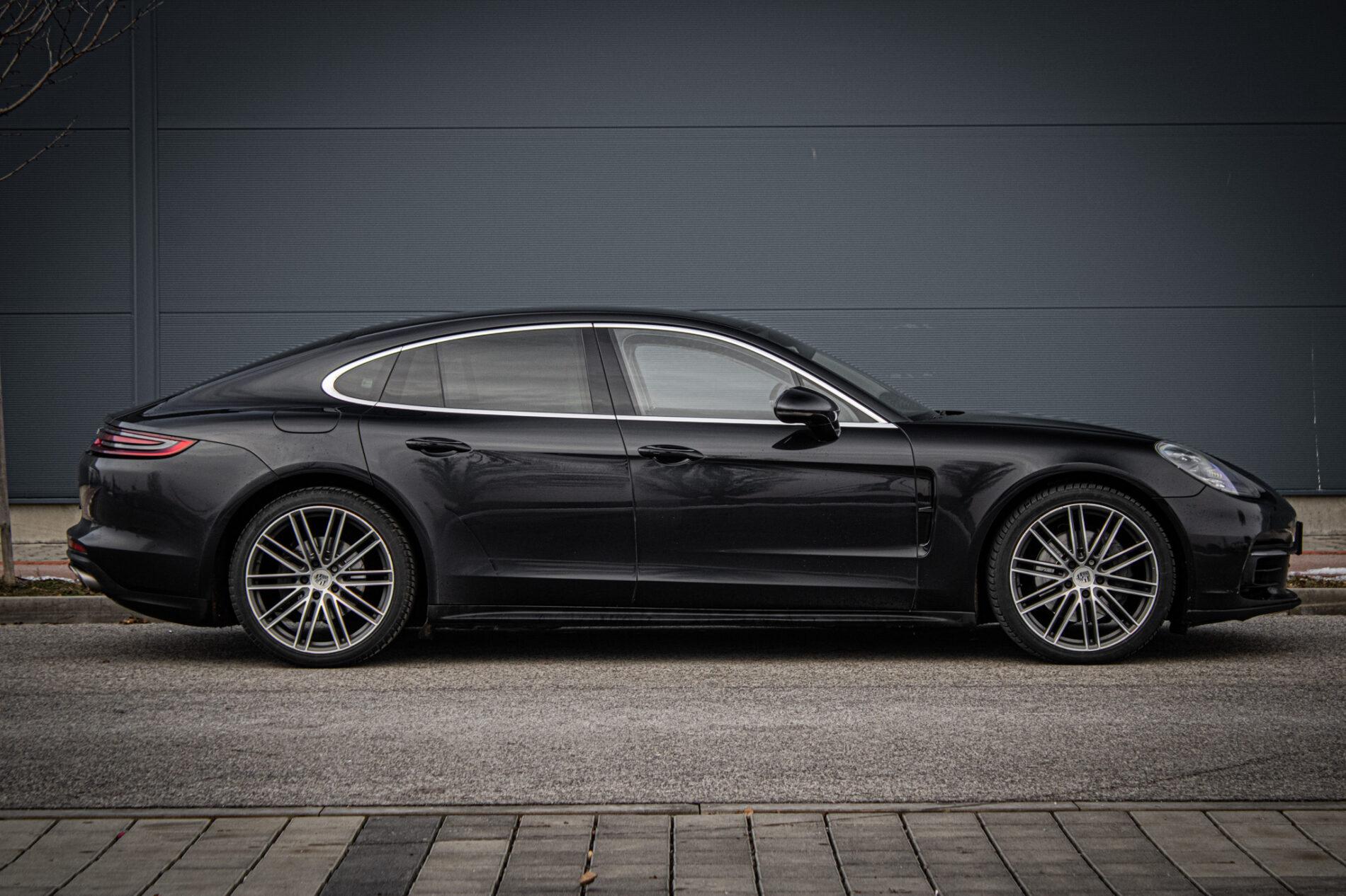 2016 Porsche Panamera 4S Diesel, čierna, 257 613 km