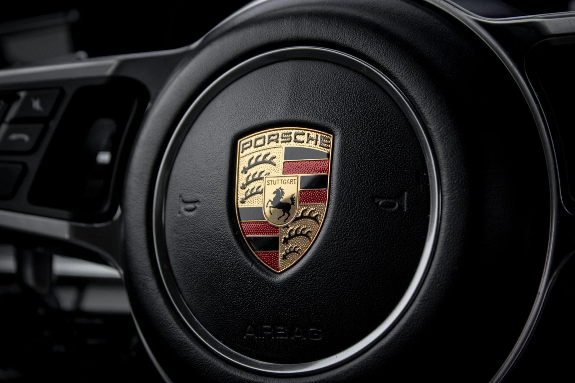 2016 Porsche Panamera 4S Diesel, čierna, 257 613 km