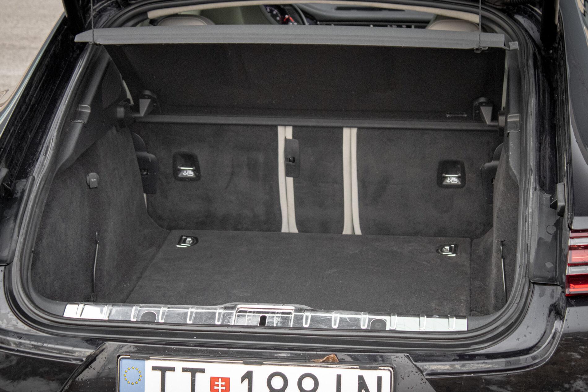 2016 Porsche Panamera 4S Diesel, čierna, 257 613 km