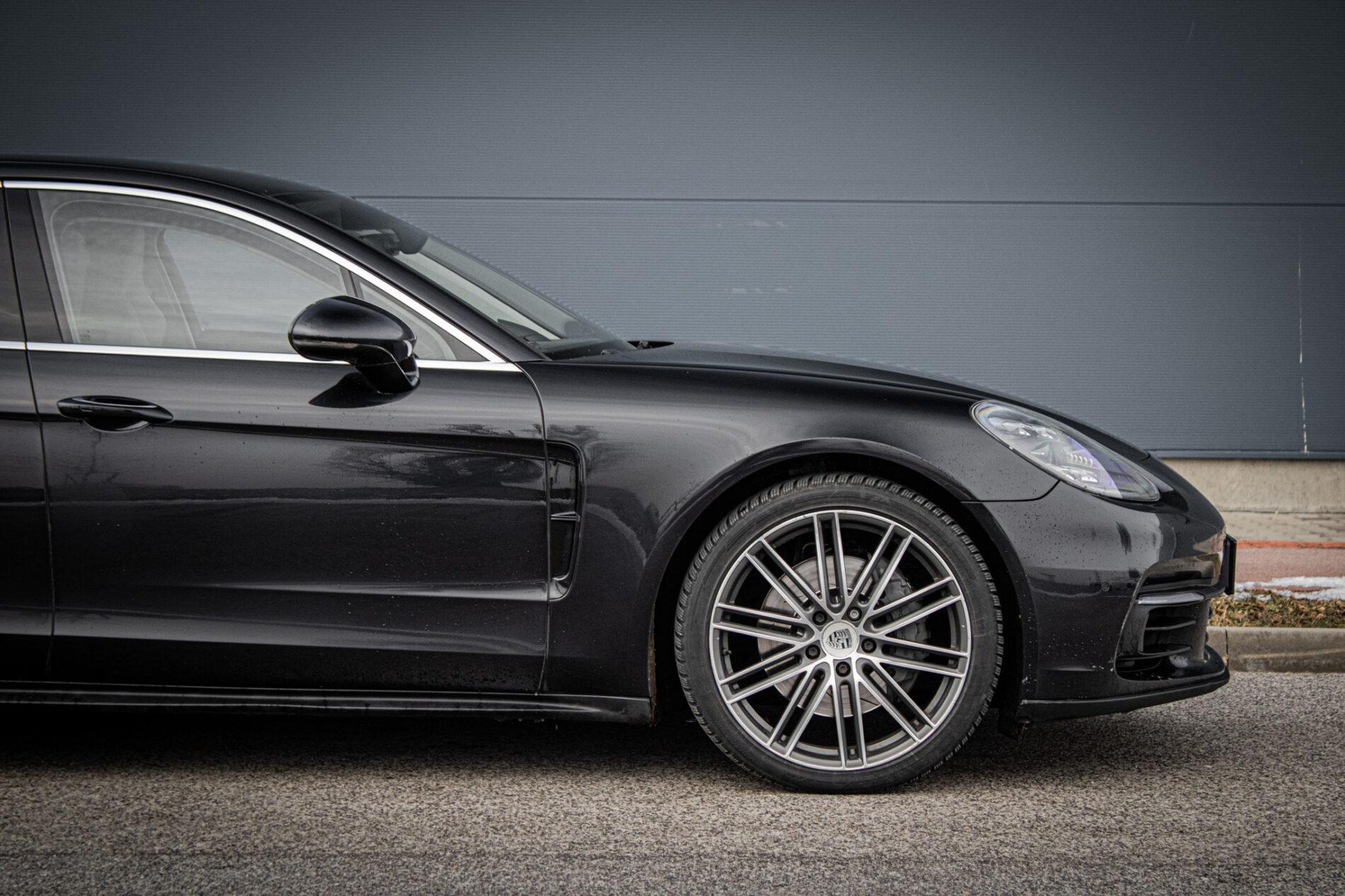 2016 Porsche Panamera 4S Diesel, čierna, 257 613 km