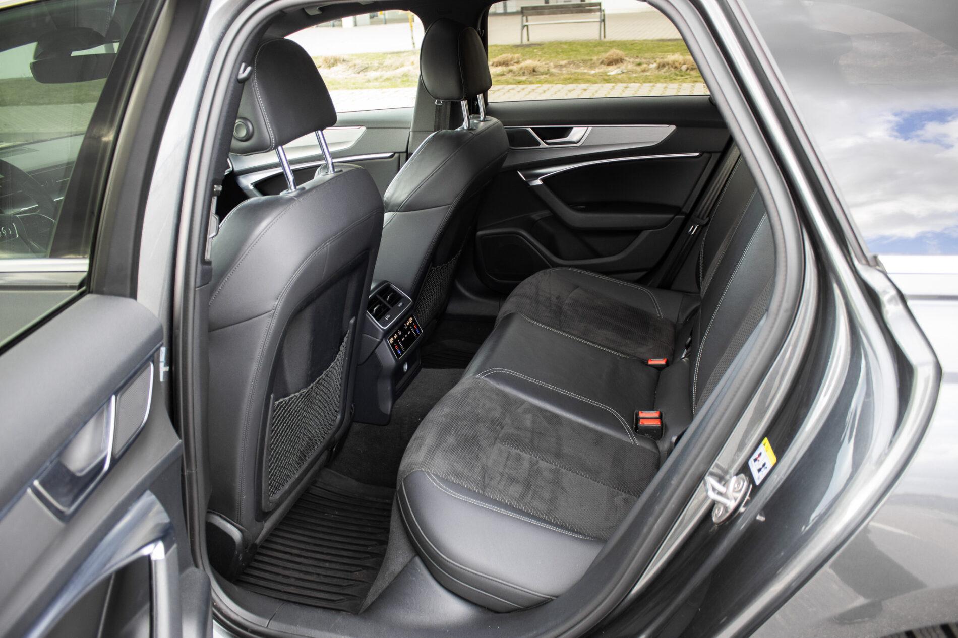 2020 AUDI A6, sivá kombi, 112 831 km