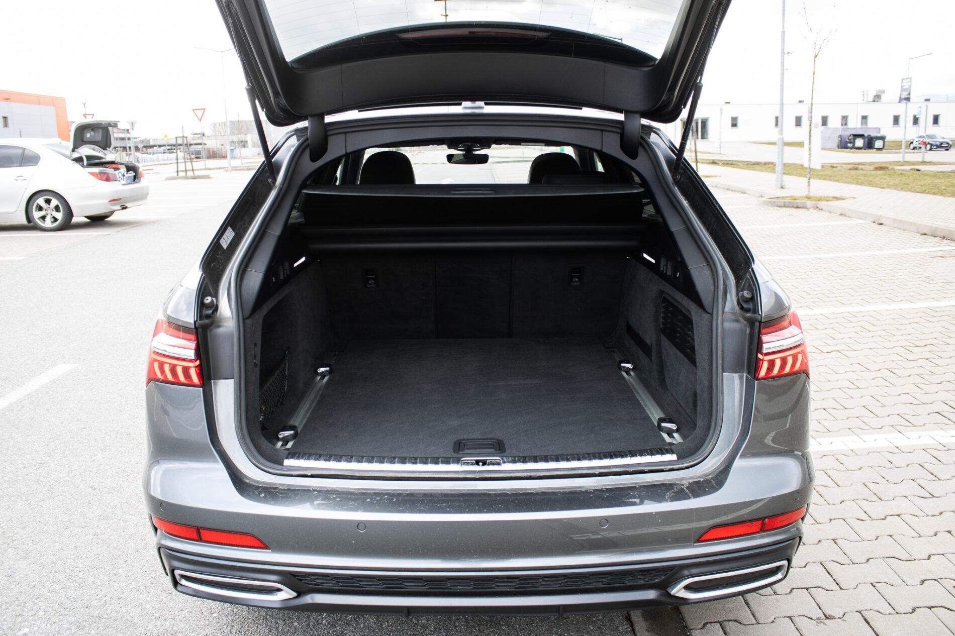 2020 AUDI A6, sivá kombi, 112 831 km