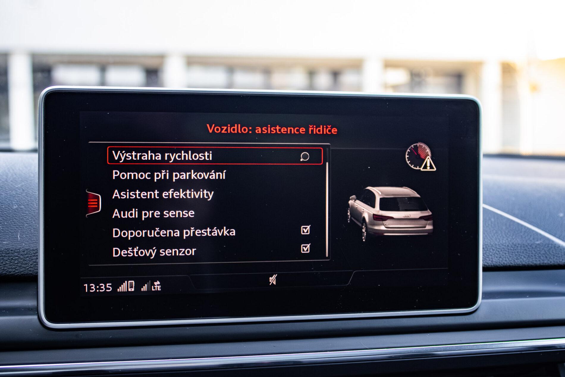 2017 AUDI A4, zelená kombi, 301 102 km