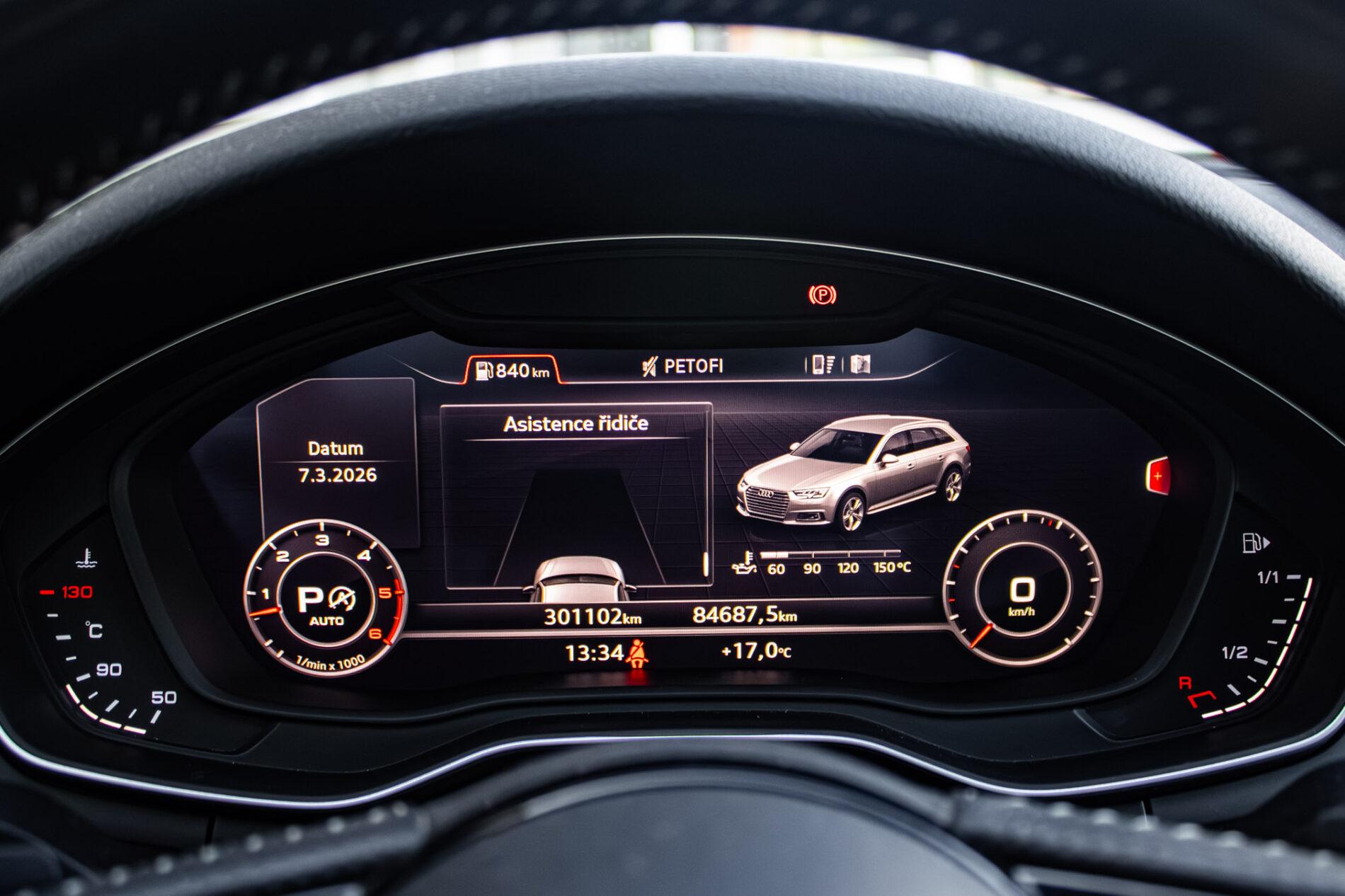 2017 AUDI A4, zelená kombi, 301 102 km