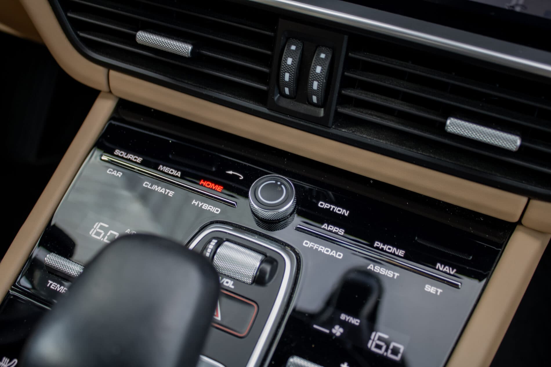 2019 Porsche Cayenne, čierna suv, 81 072 km