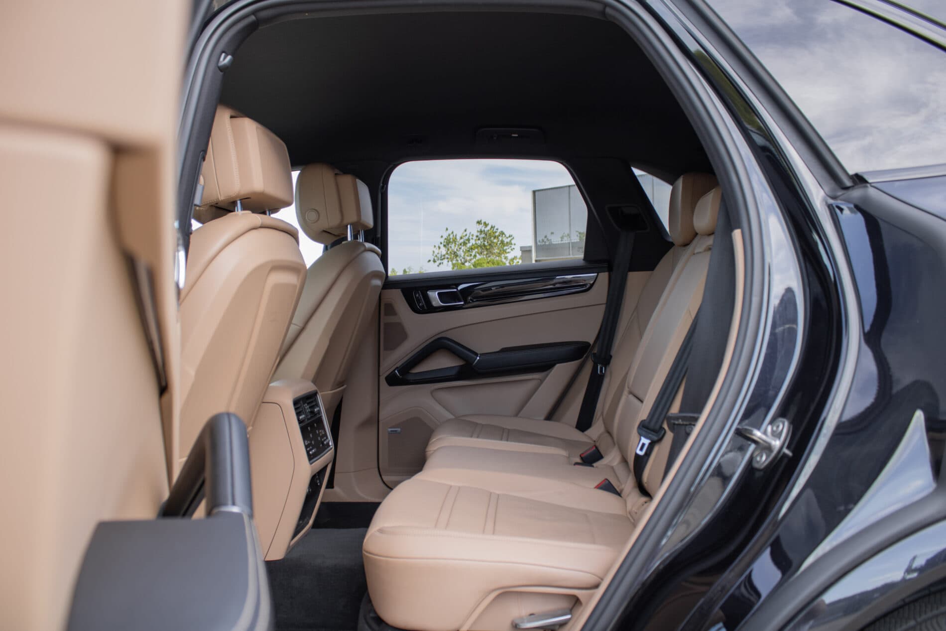 2019 Porsche Cayenne, čierna suv, 81 072 km