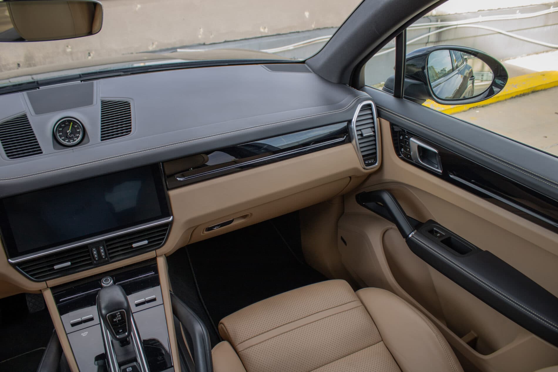 2019 Porsche Cayenne, čierna suv, 81 072 km