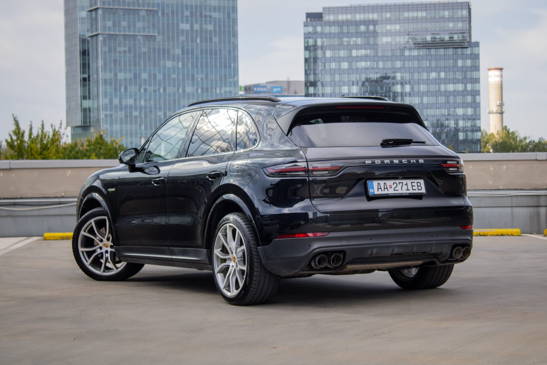 2019 Porsche Cayenne, čierna suv, 81 072 km