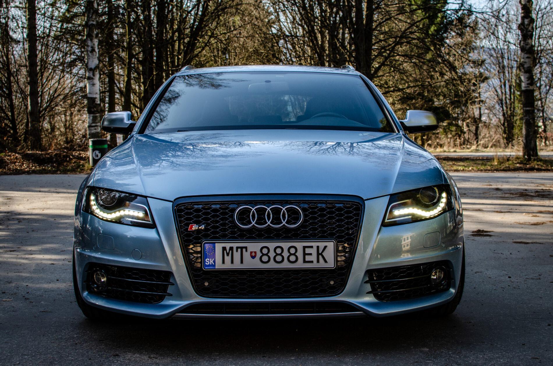 2011 AUDI S4, modrá kombi, 141 540 km