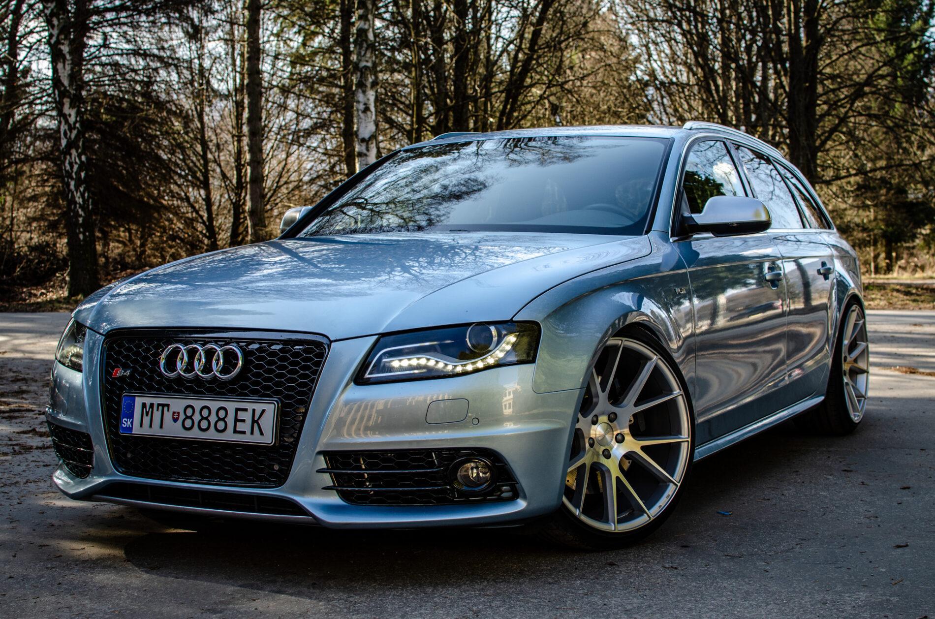 2011 AUDI S4, modrá kombi, 141 540 km