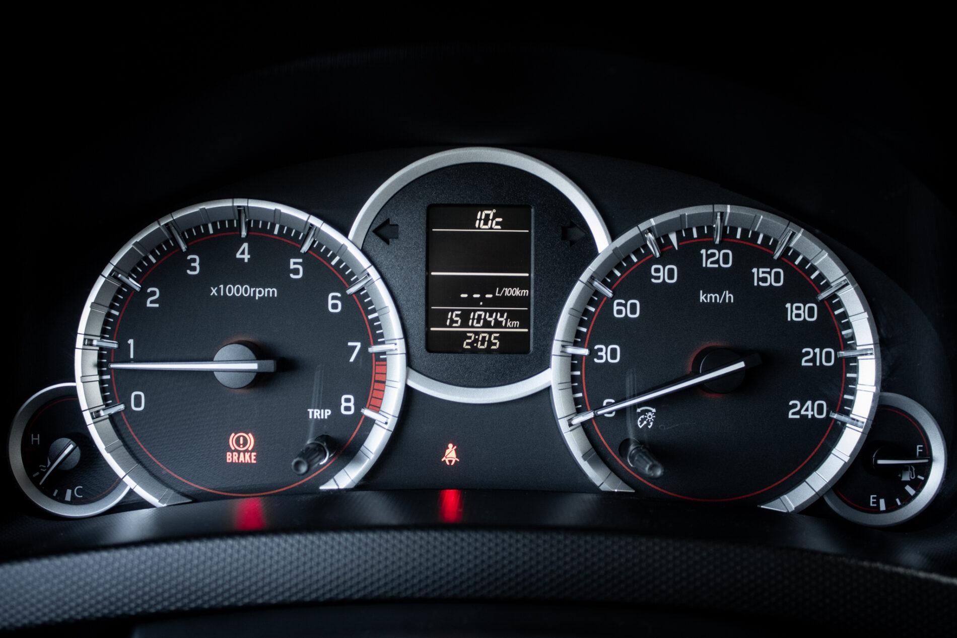 2015 Suzuki Swift Sport, žltá hatchback, 151 044 km