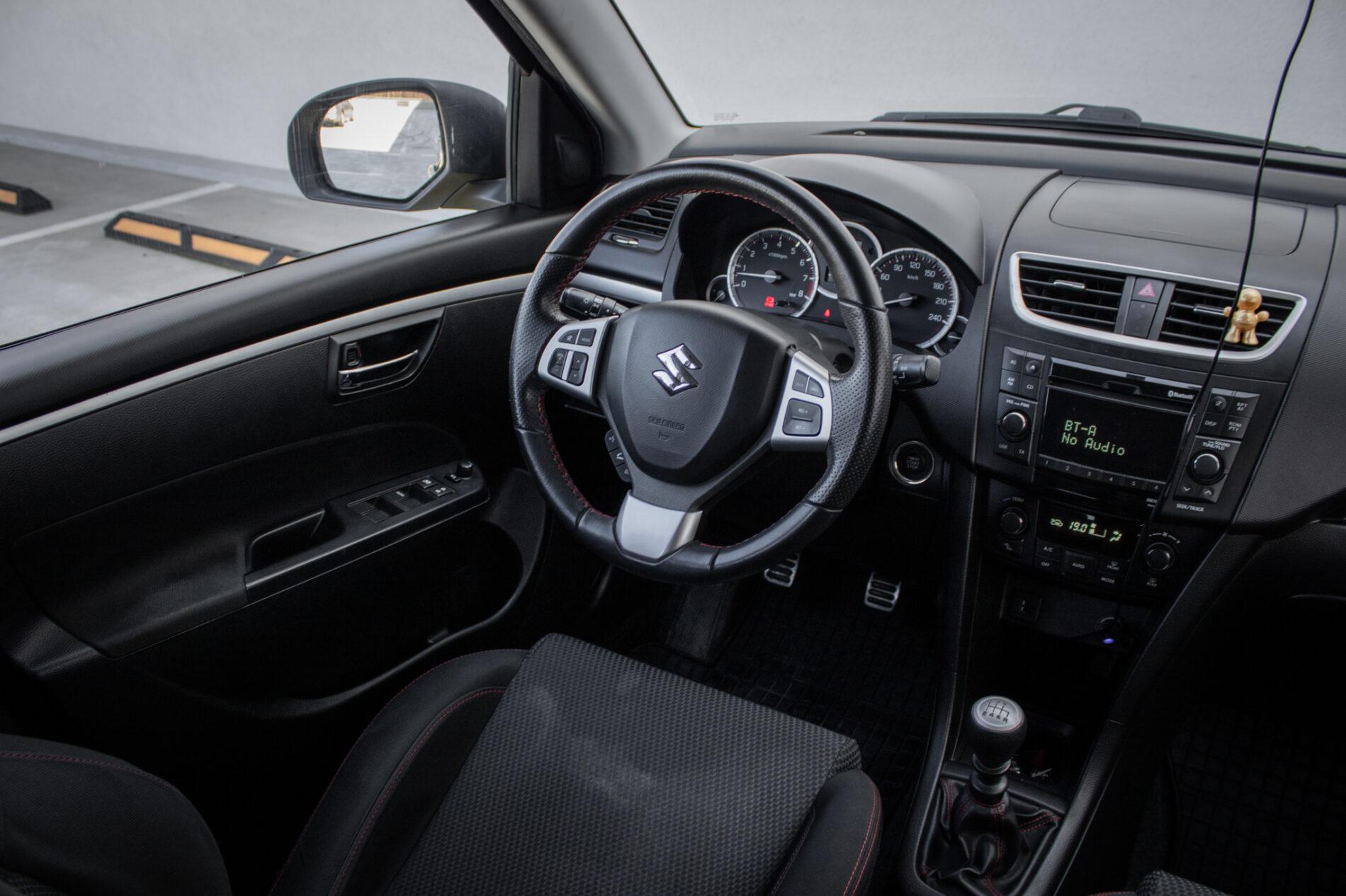 2015 Suzuki Swift Sport, žltá hatchback, 151 044 km