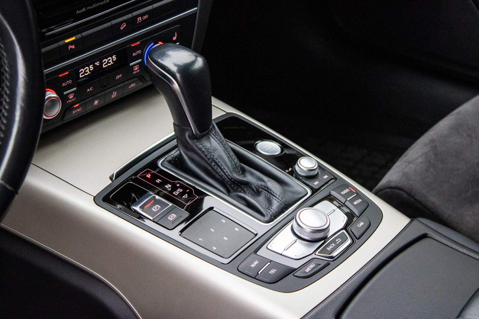 2018 AUDI A6, čierna kombi, 167 952 km