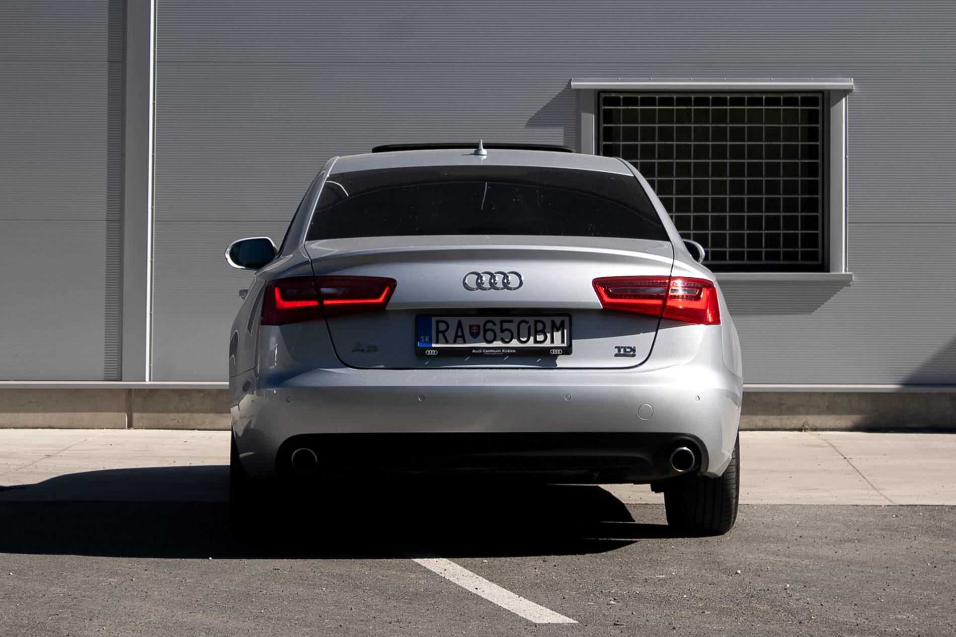 2012 AUDI A6, sivá sedan, 257 048 km
