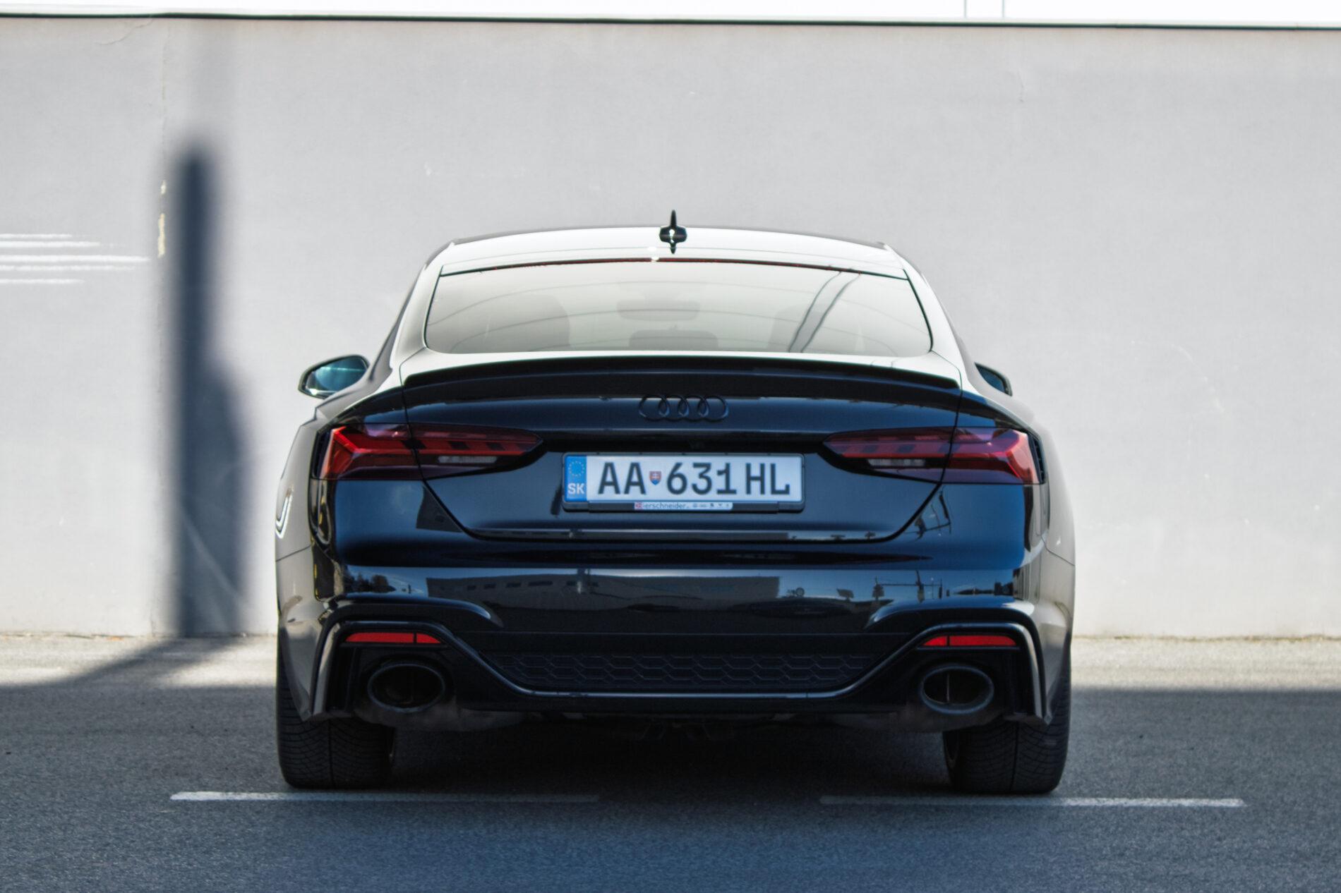 2022 AUDI RS5, čierna hatchback, 67 929 km