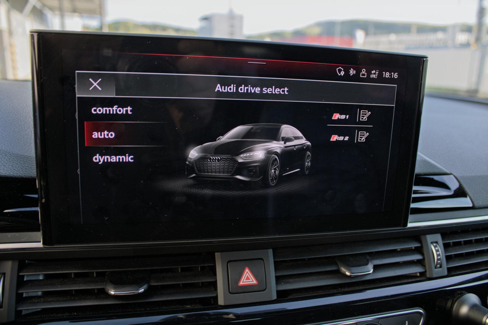 2022 AUDI RS5, čierna hatchback, 67 929 km