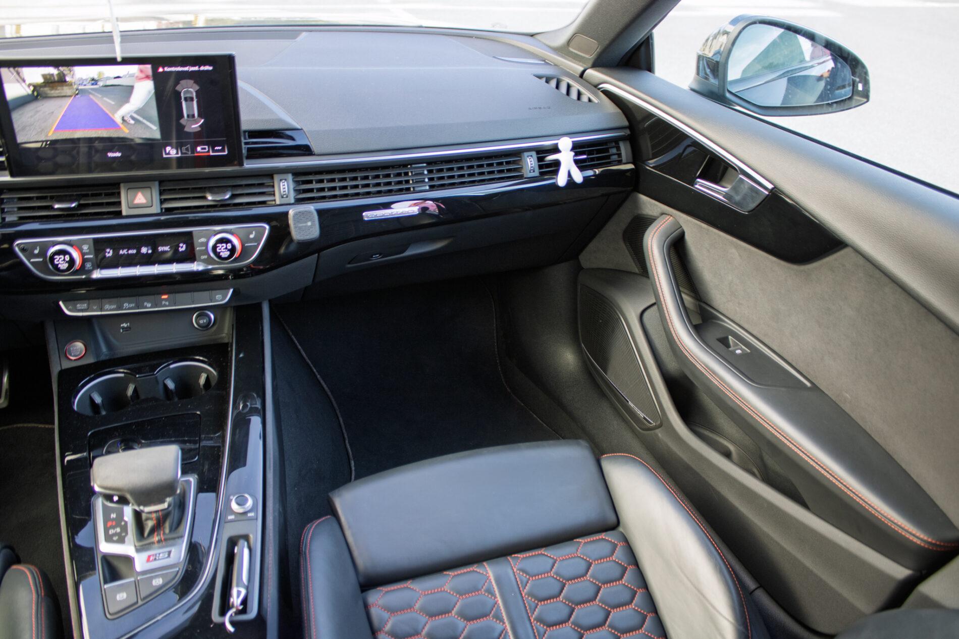 2022 AUDI RS5, čierna hatchback, 67 929 km
