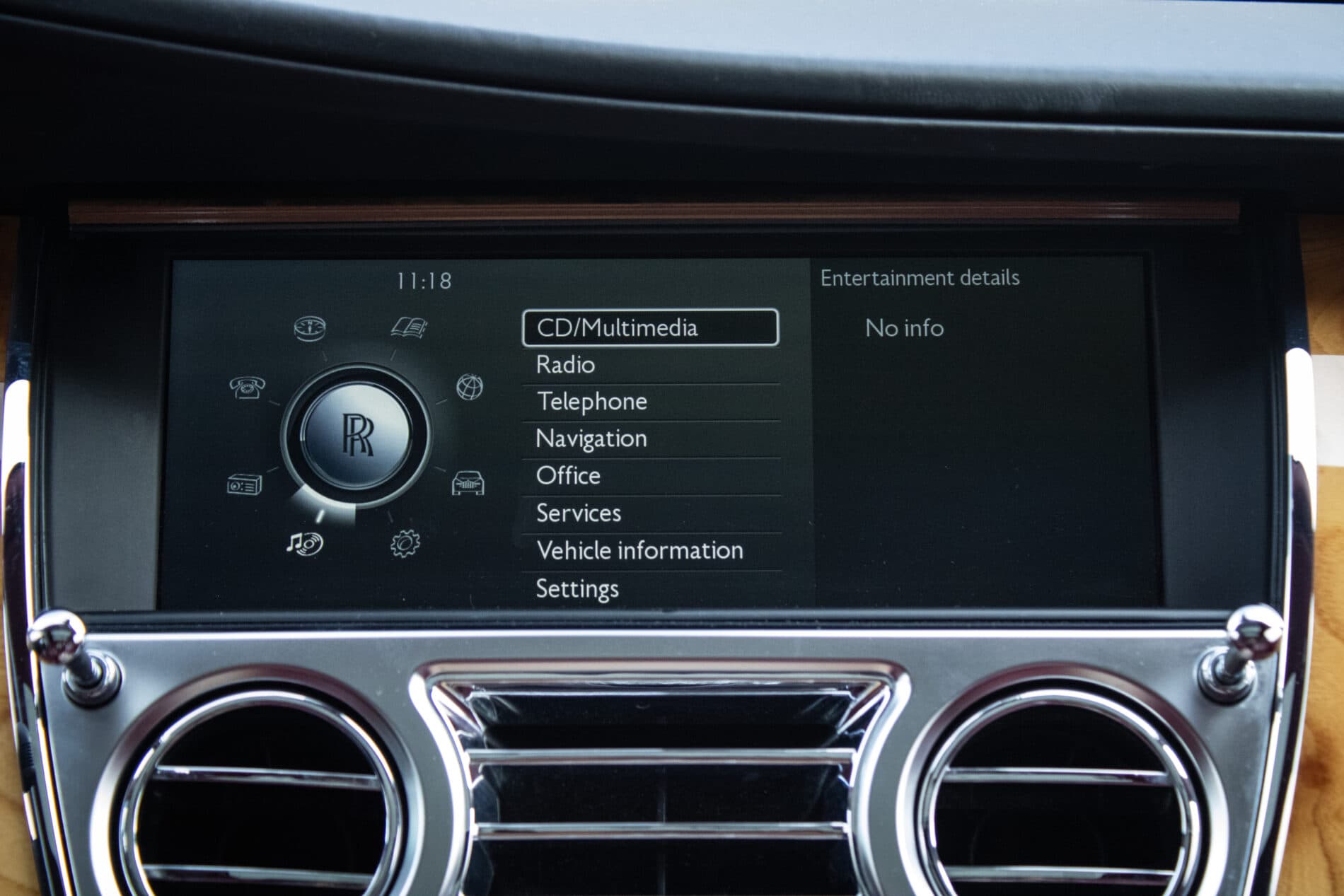 2014 Rolls-Royce Ghost, biela sedan, 89 500 km