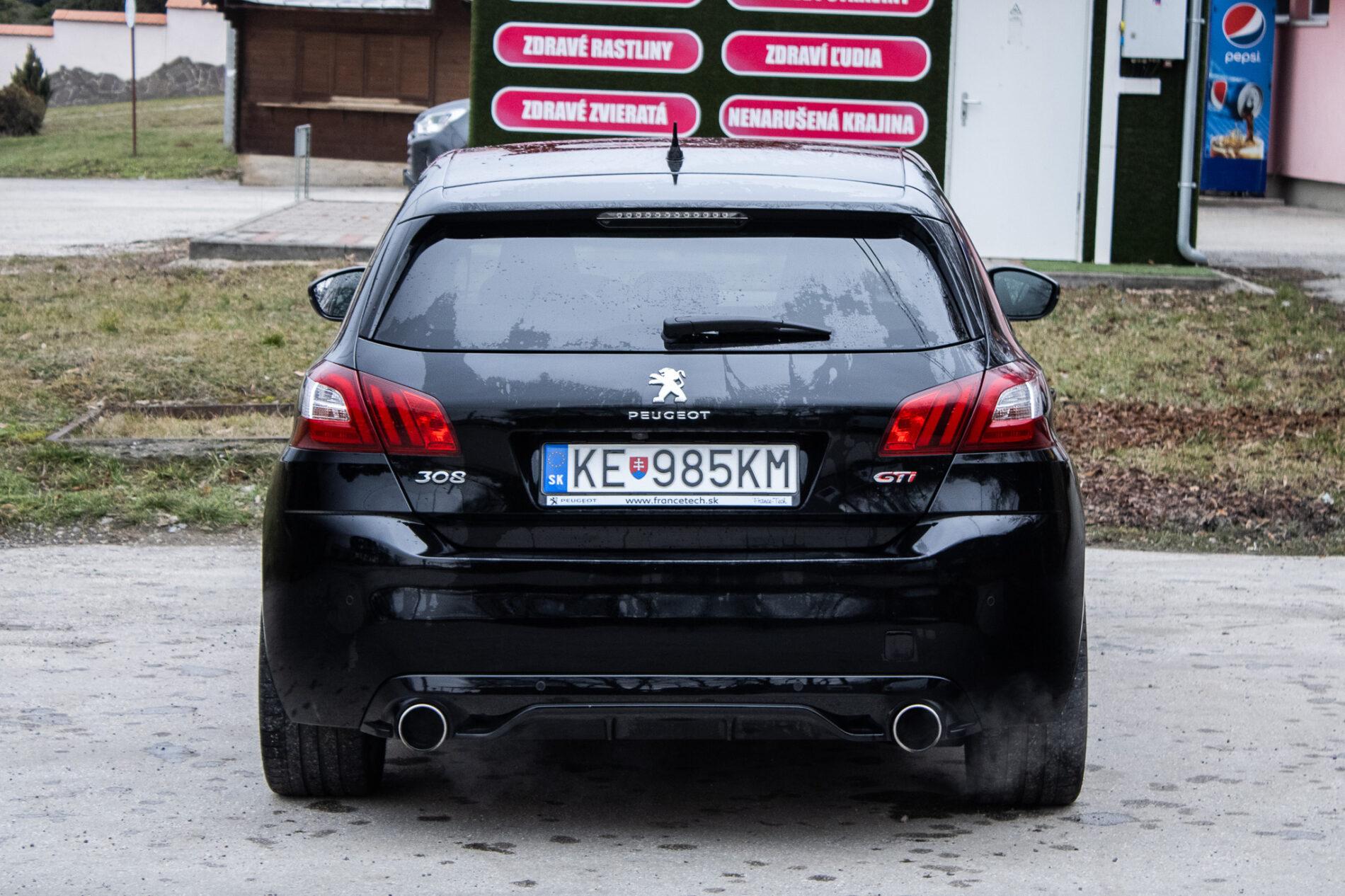 2016 Peugeot 308 GTi, červená hatchback, 30 692 km