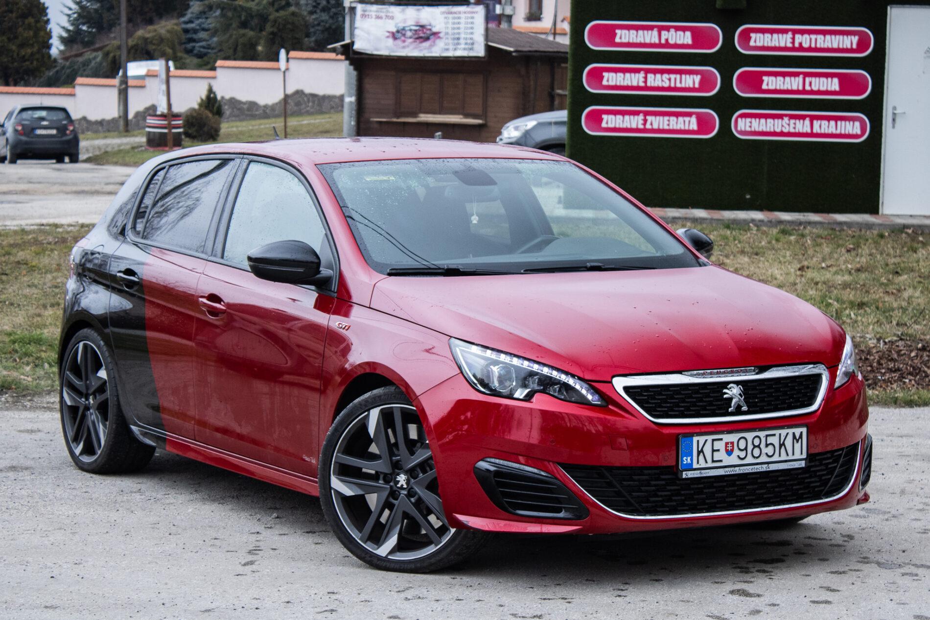 2016 Peugeot 308 GTi, červená hatchback, 30 692 km