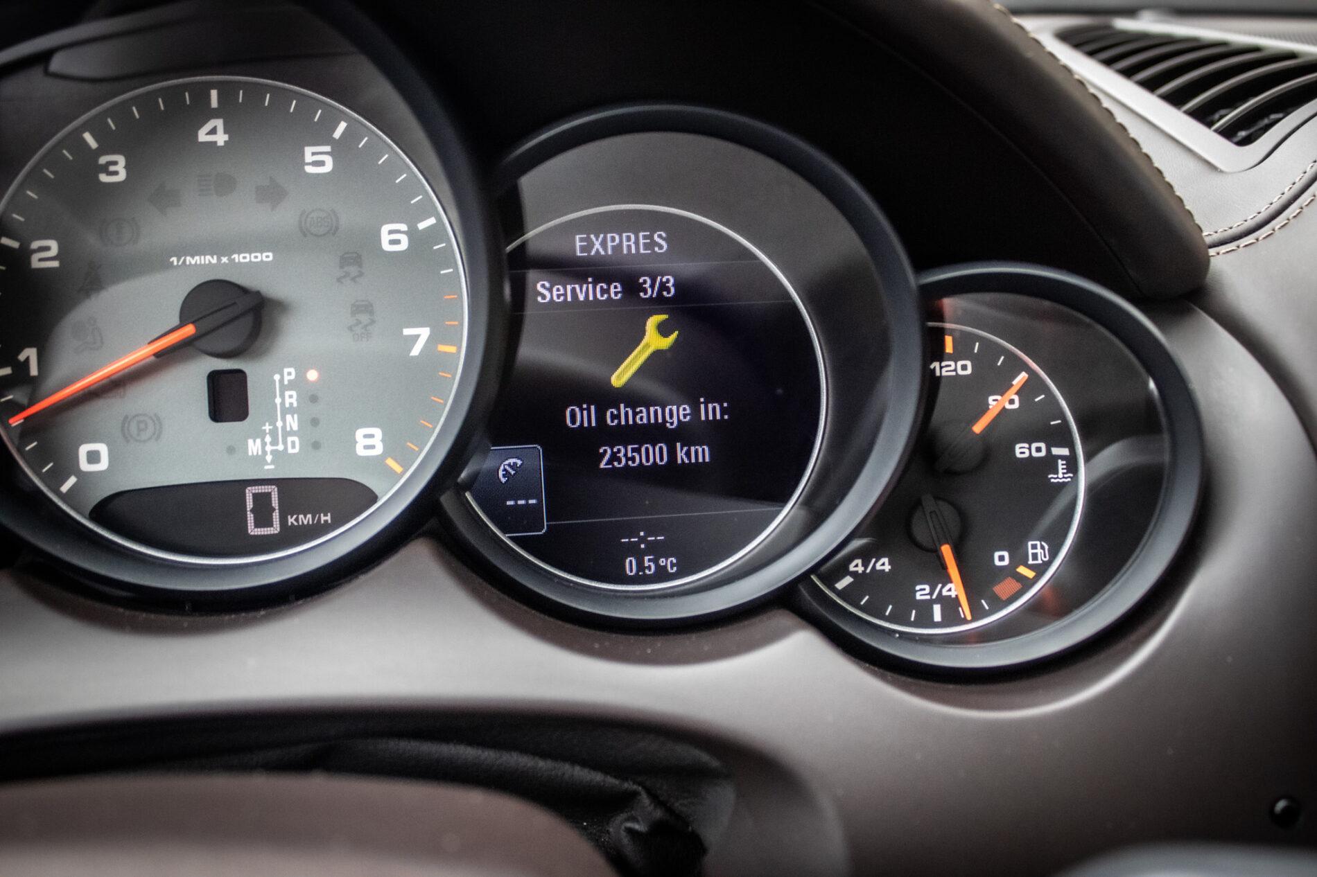 2011 Porsche Cayenne S, biela suv, 295 368 km