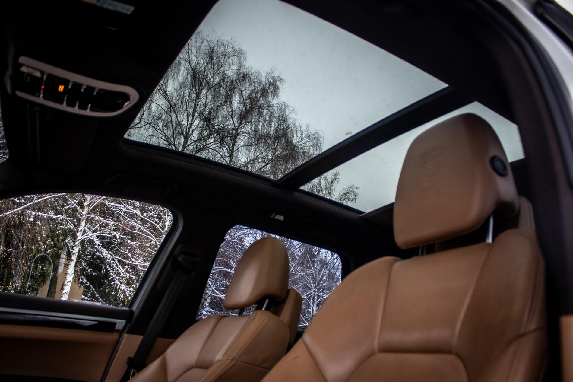 2011 Porsche Cayenne S, biela suv, 295 368 km