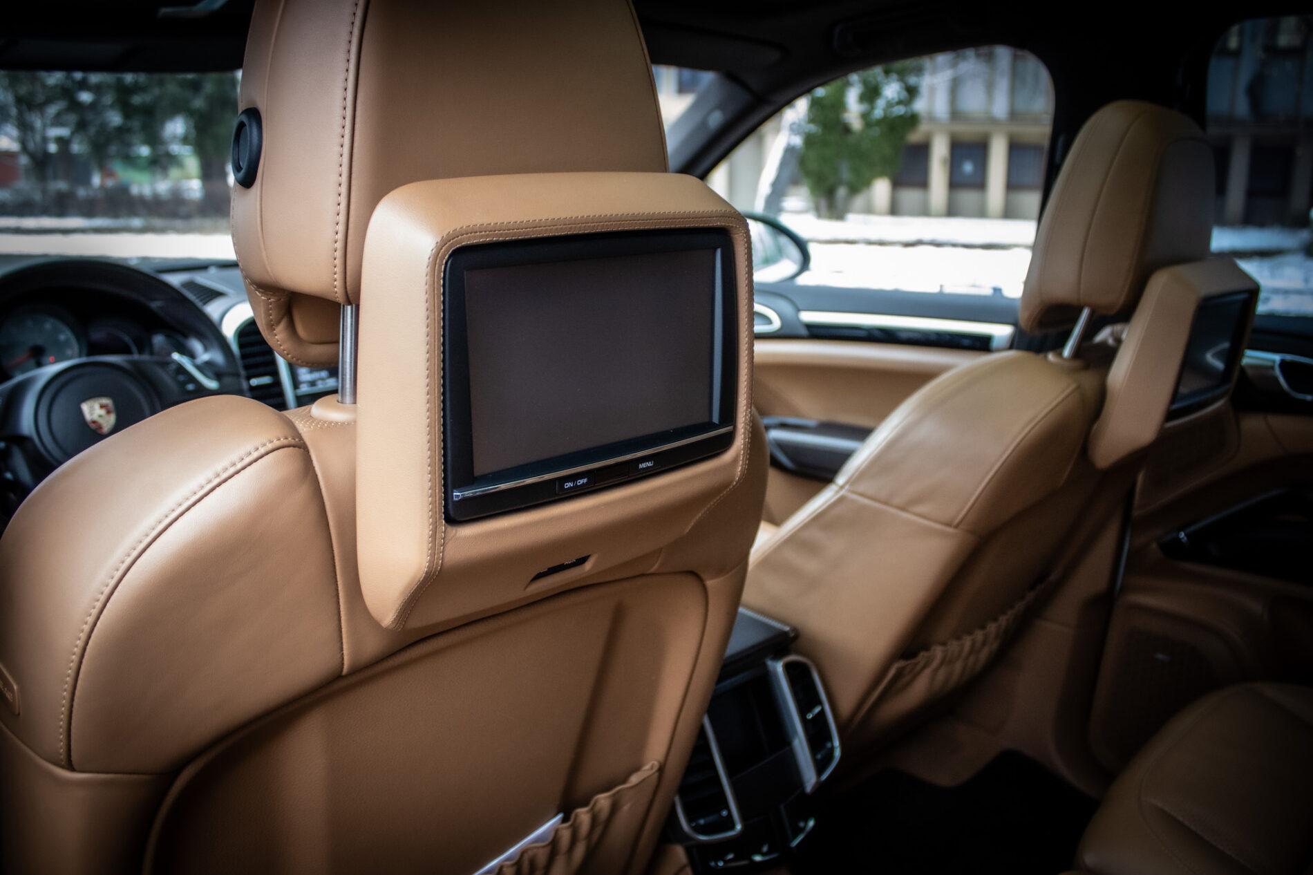 2011 Porsche Cayenne S, biela suv, 295 368 km