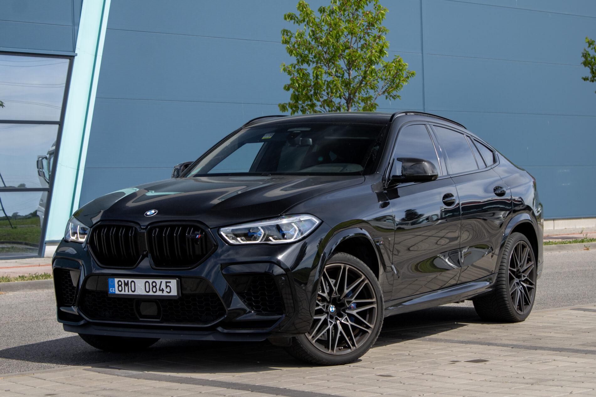 2020 BMW X6 M, čierna suv, 108 787 km