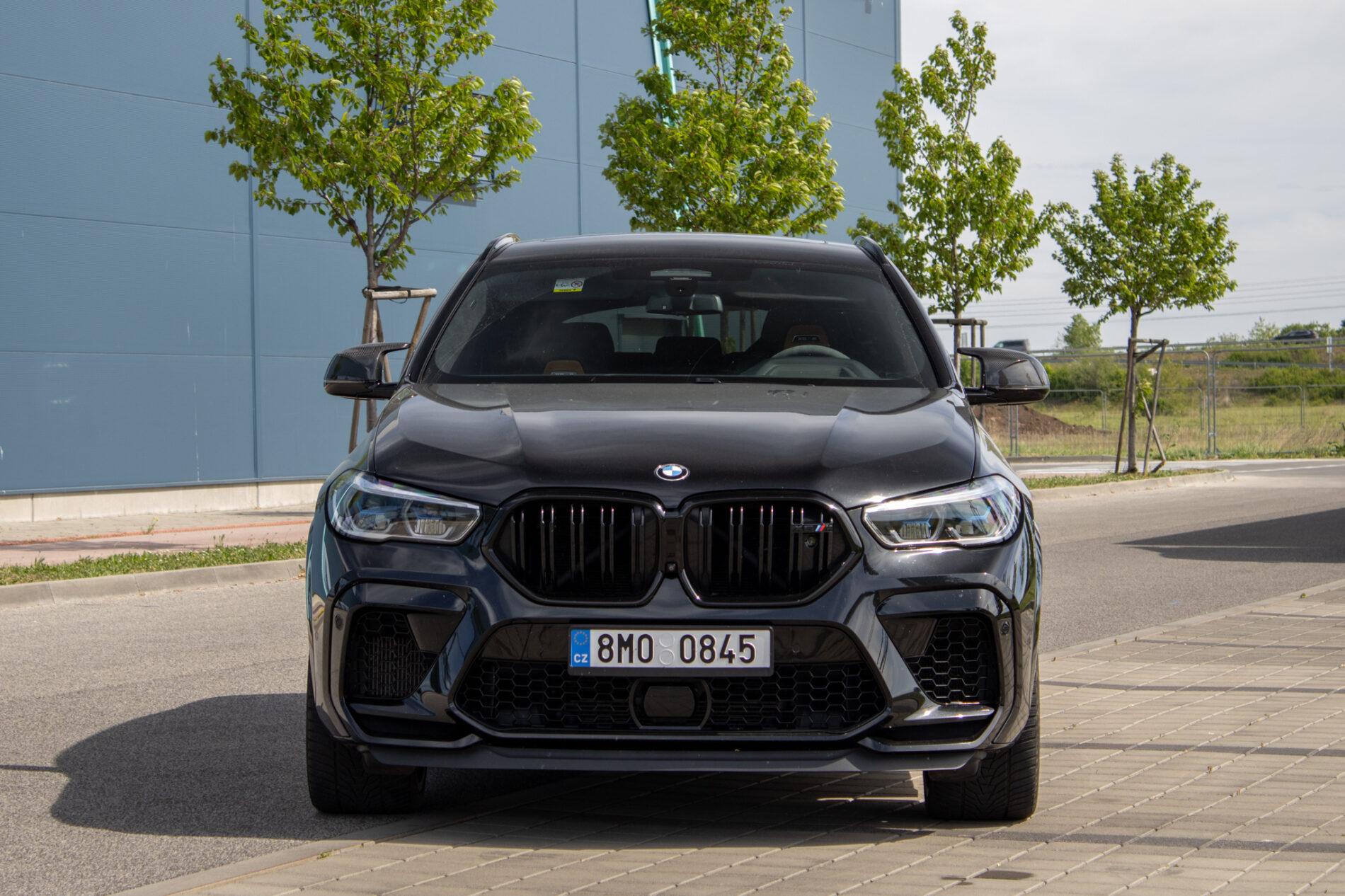 2020 BMW X6 M, čierna suv, 108 787 km