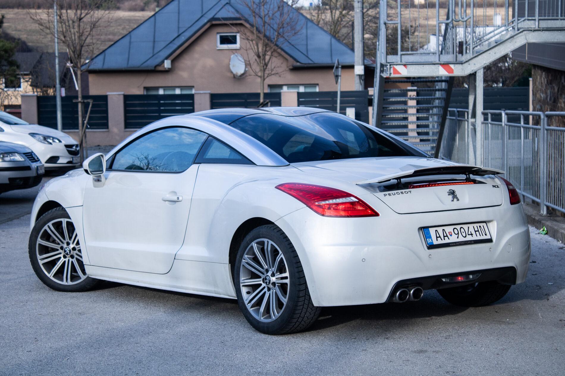 2012 Peugeot RCZ, biela kupé, 171 601 km
