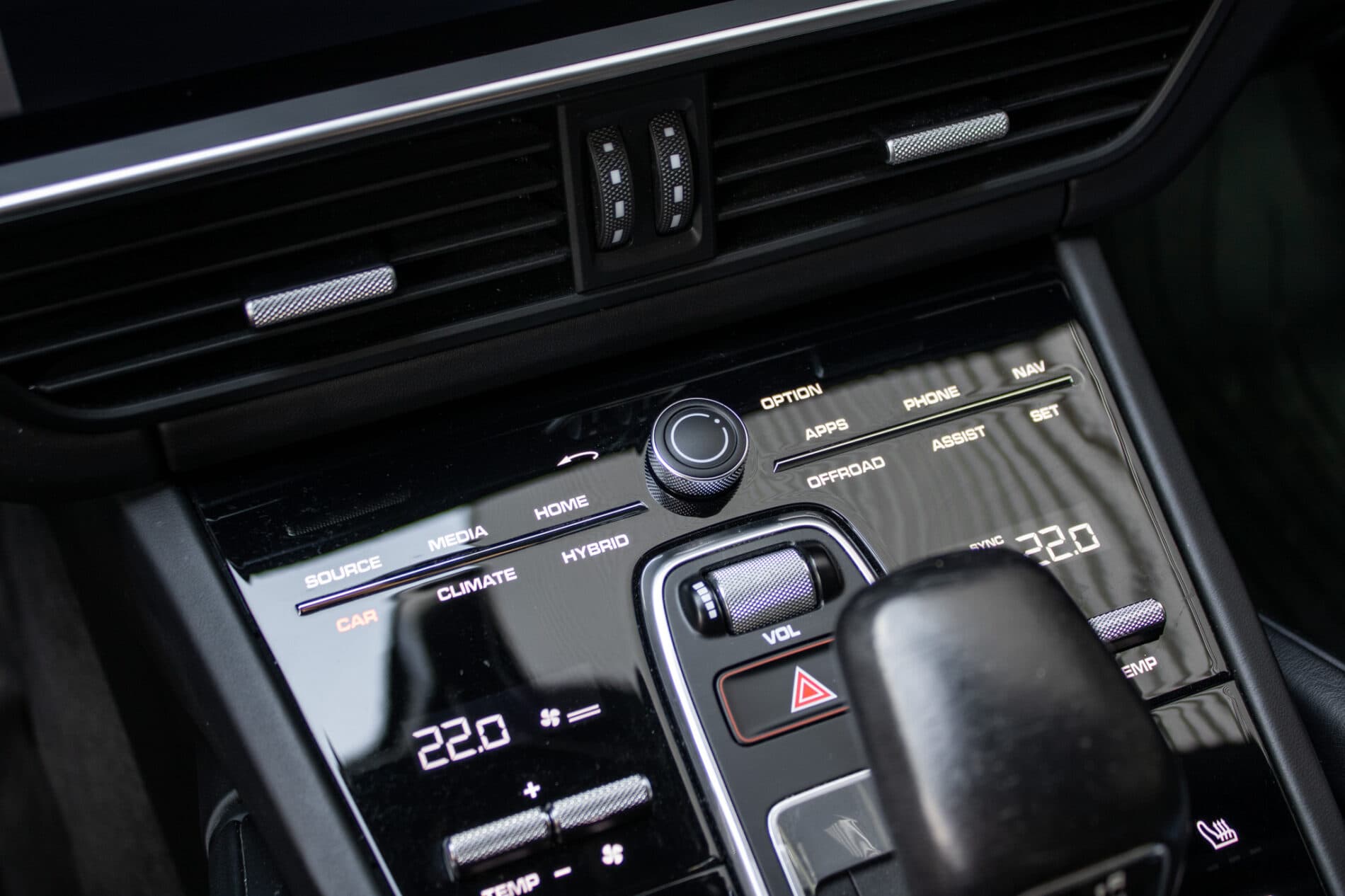 2021 Porsche Cayenne, oranžová suv, 175 466 km