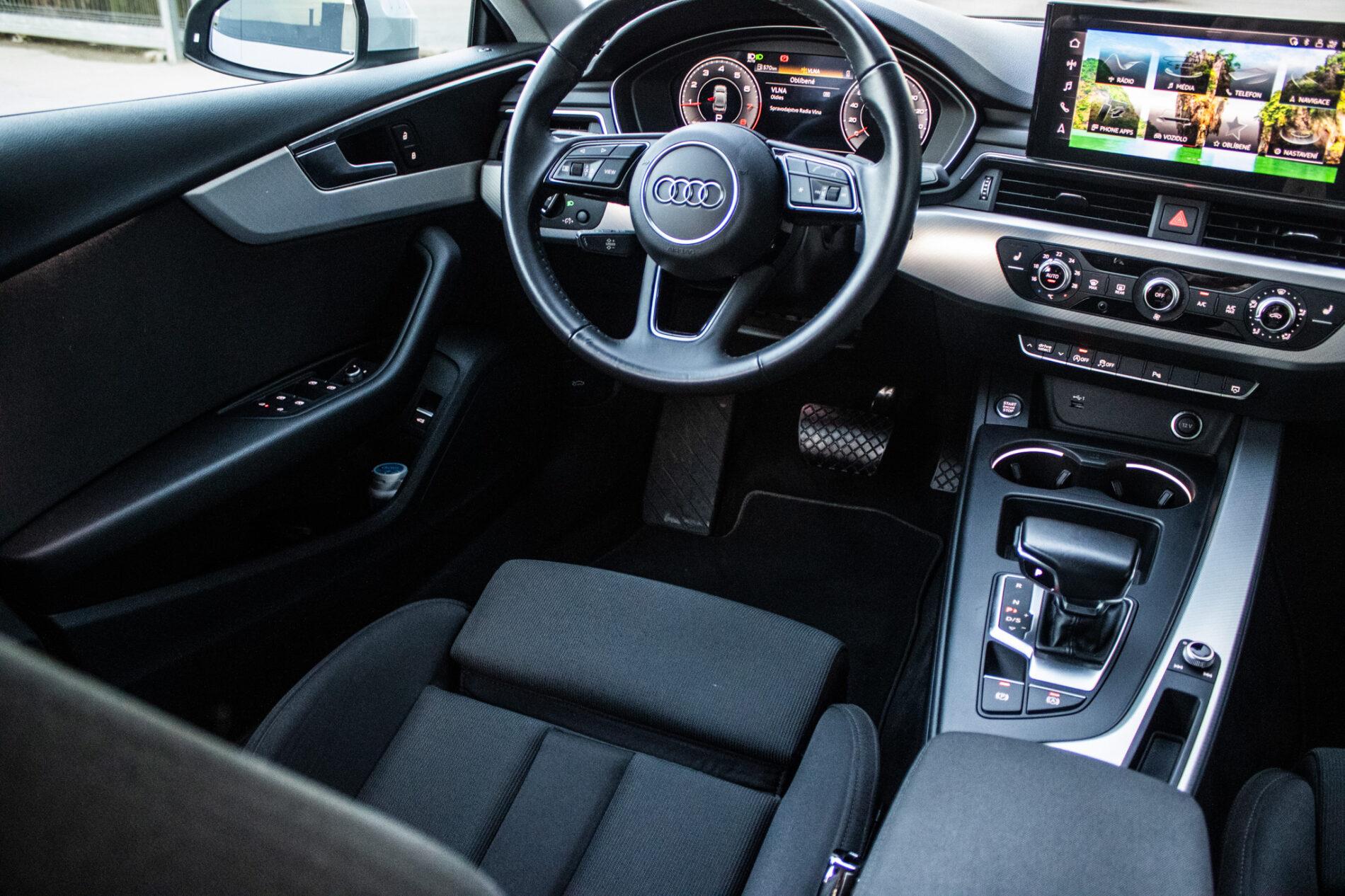 2022 AUDI A5, biela kupé, 61 249 km
