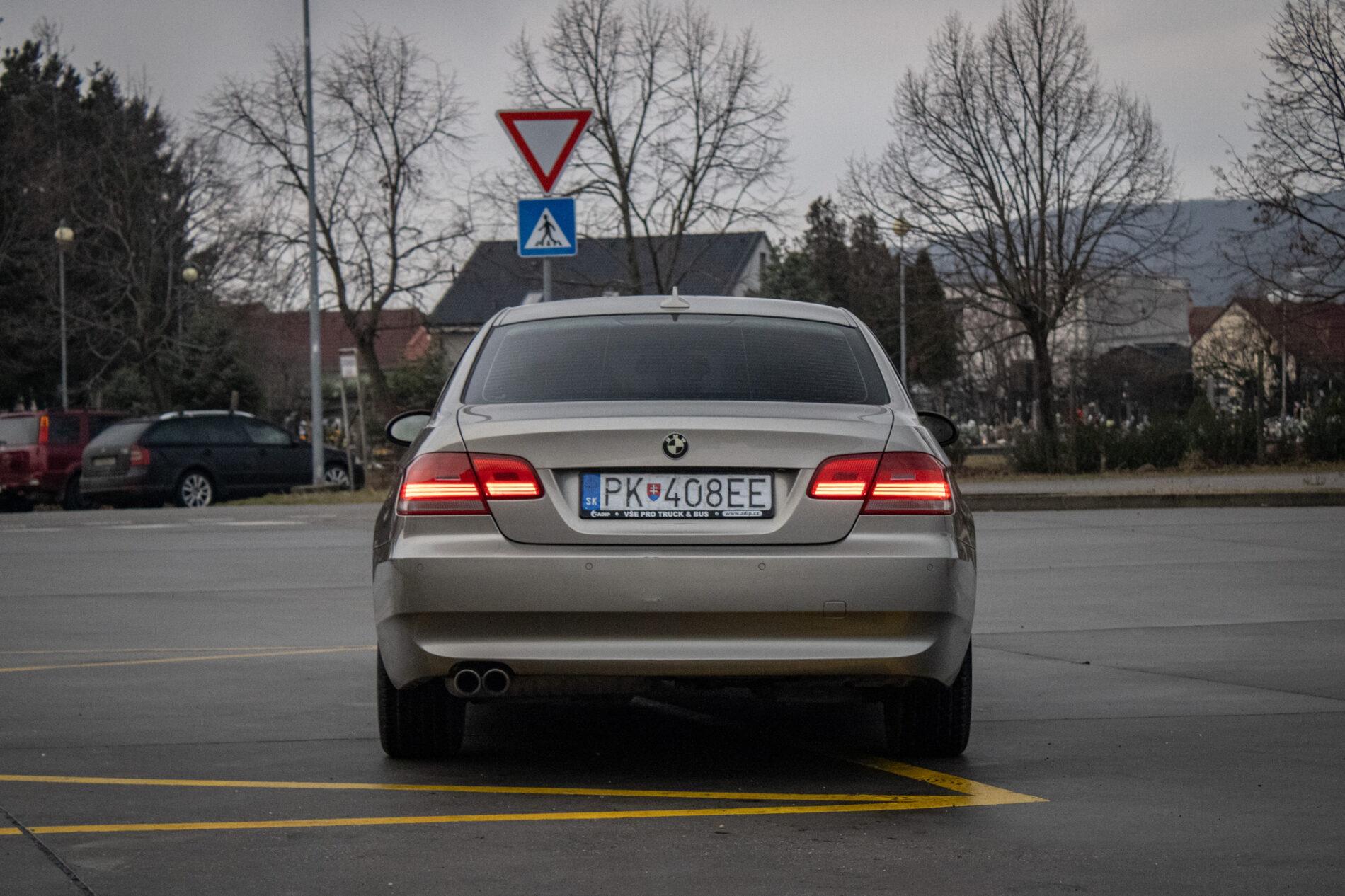 2007 BMW 330d, sivá kupé, 189 104 km