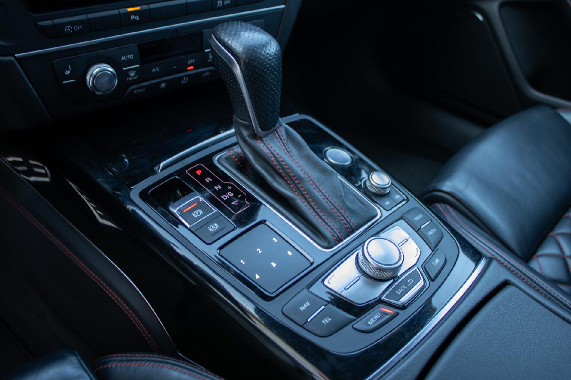 2015 AUDI A6, biela kombi, 252 015 km