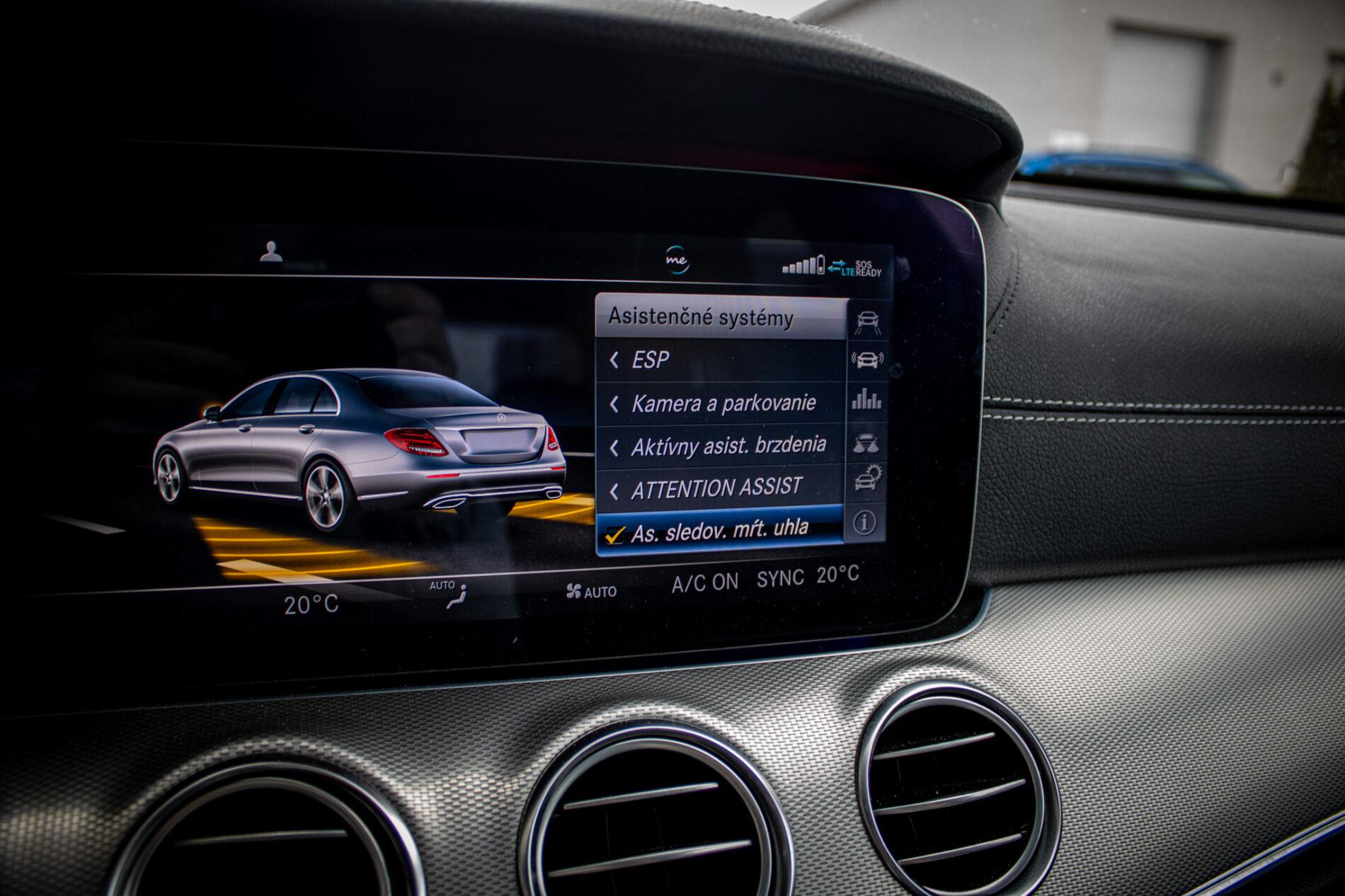 2018 Mercedes-Benz E 400d, biela sedan, 142 796 km