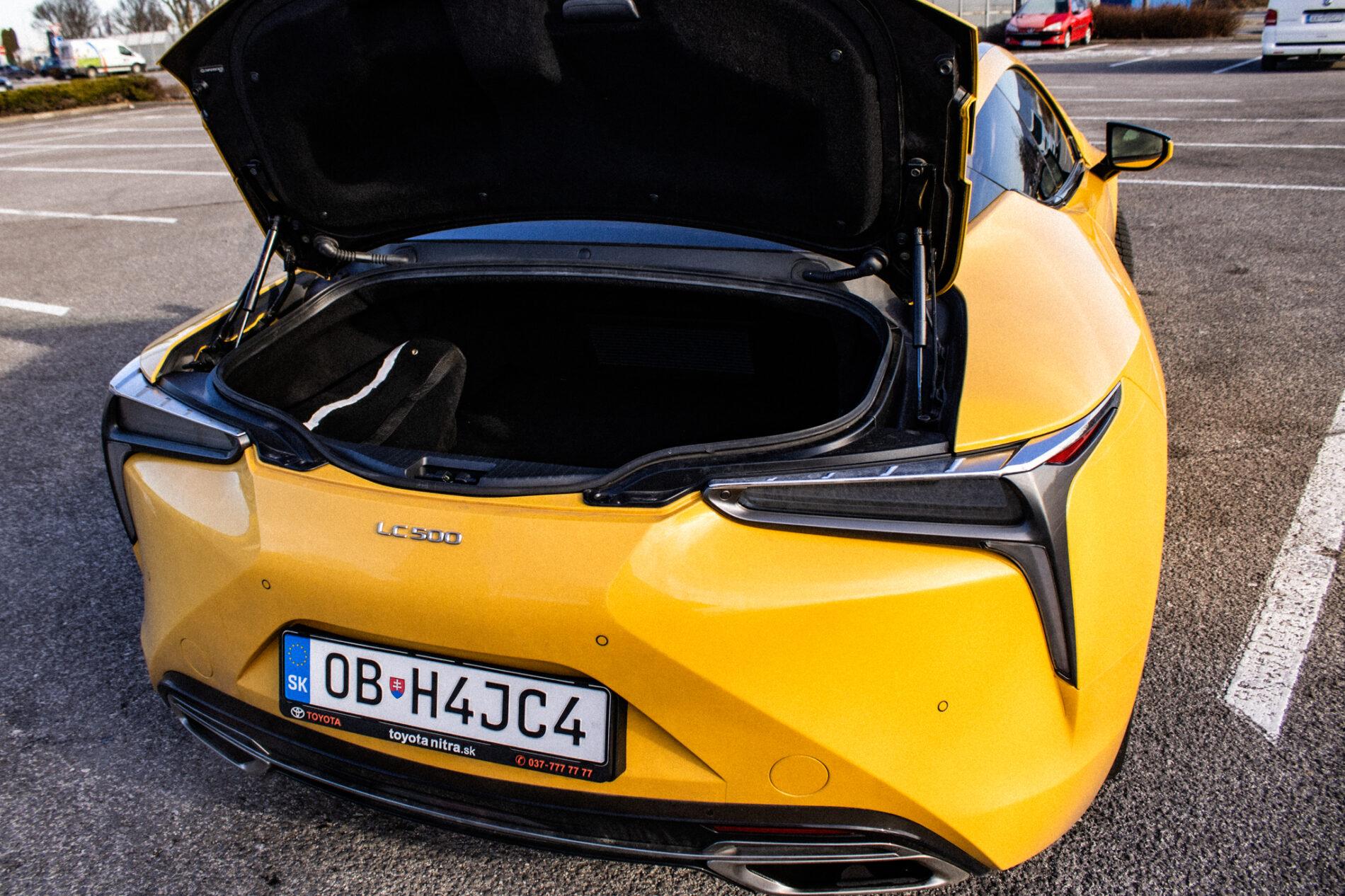 2023 Lexus LC 500, žltá kupé, 33 321 km