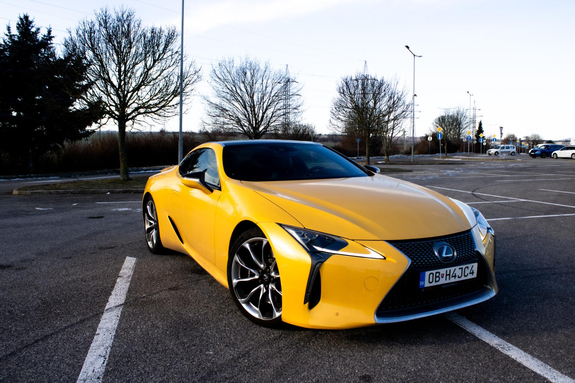 2023 Lexus LC 500, žltá kupé, 33 321 km