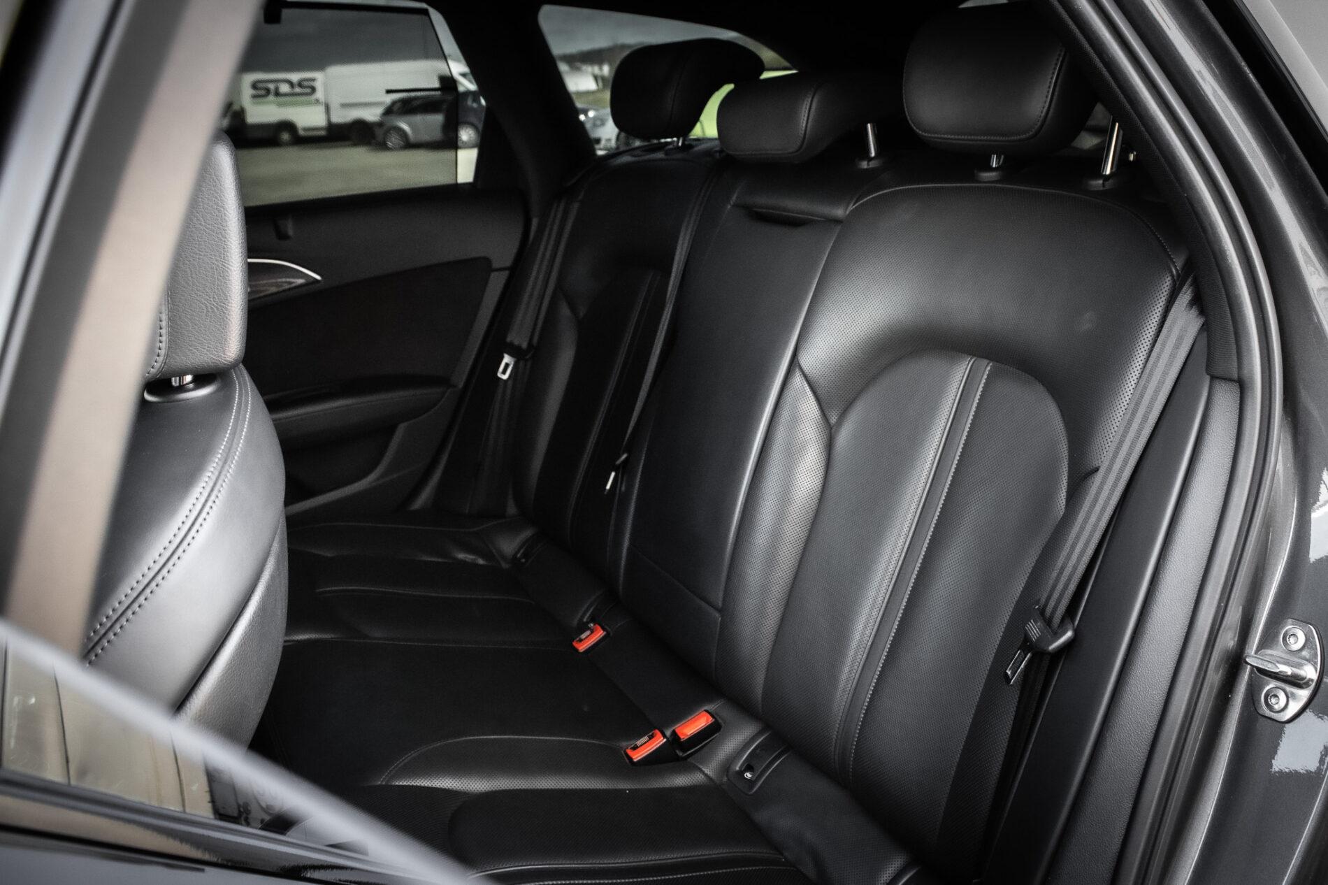 2016 AUDI RS6 Perf., sivá kombi, 162 430 km