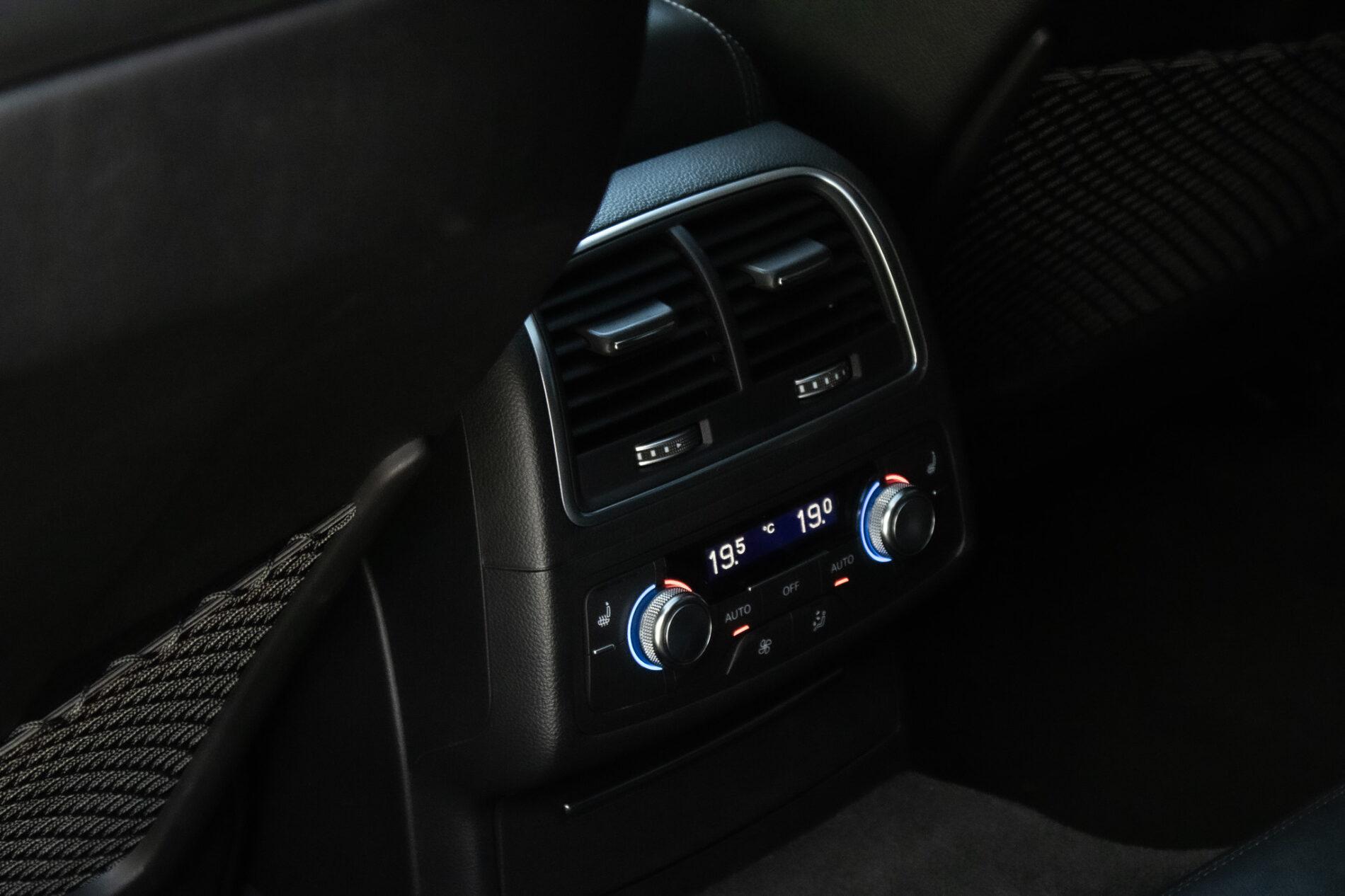 2016 AUDI RS6 Perf., sivá kombi, 162 430 km