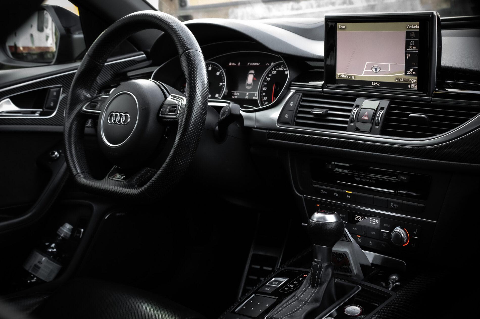 2016 AUDI RS6 Perf., sivá kombi, 162 430 km
