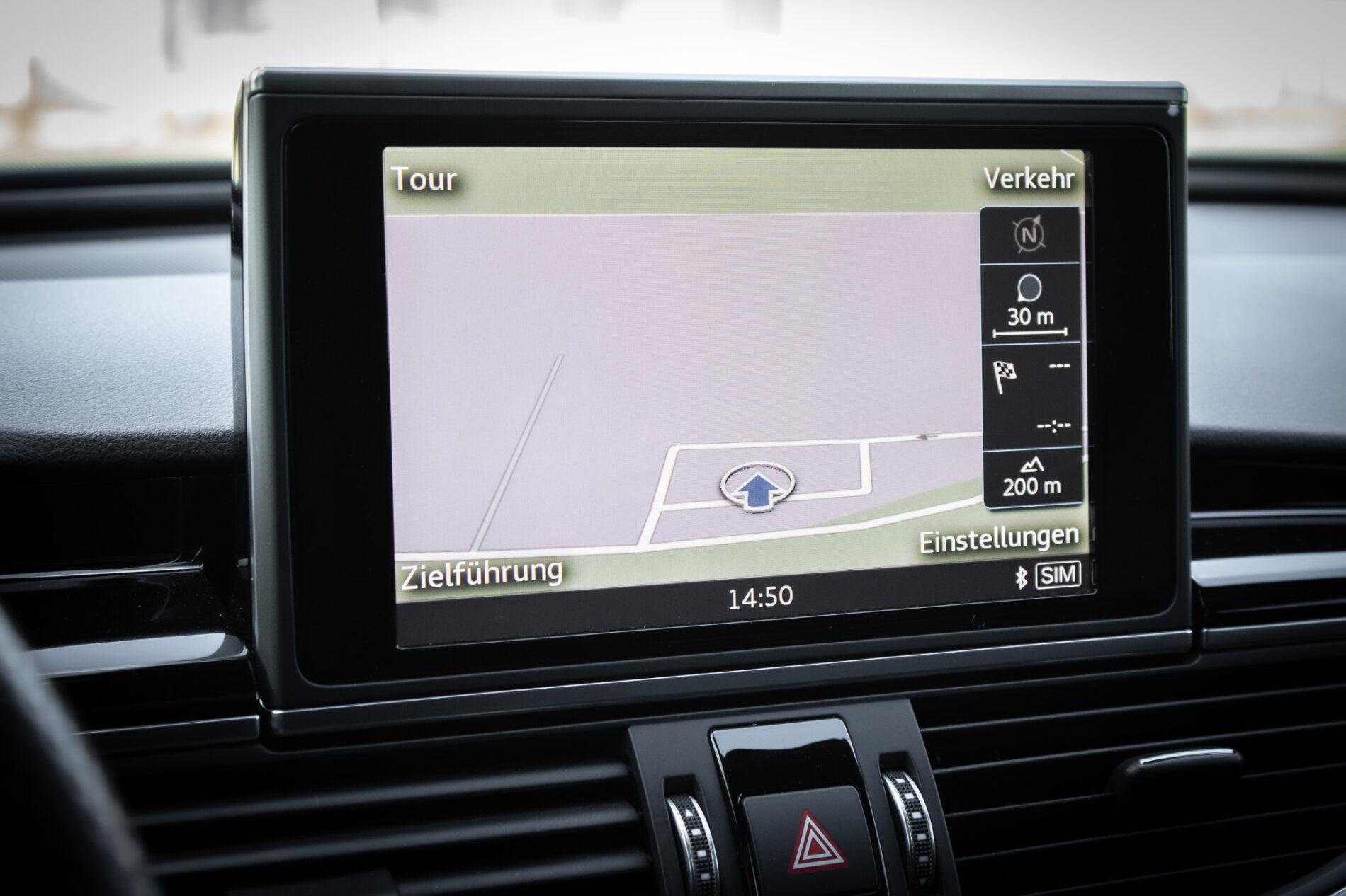 2016 AUDI RS6 Perf., sivá kombi, 162 430 km