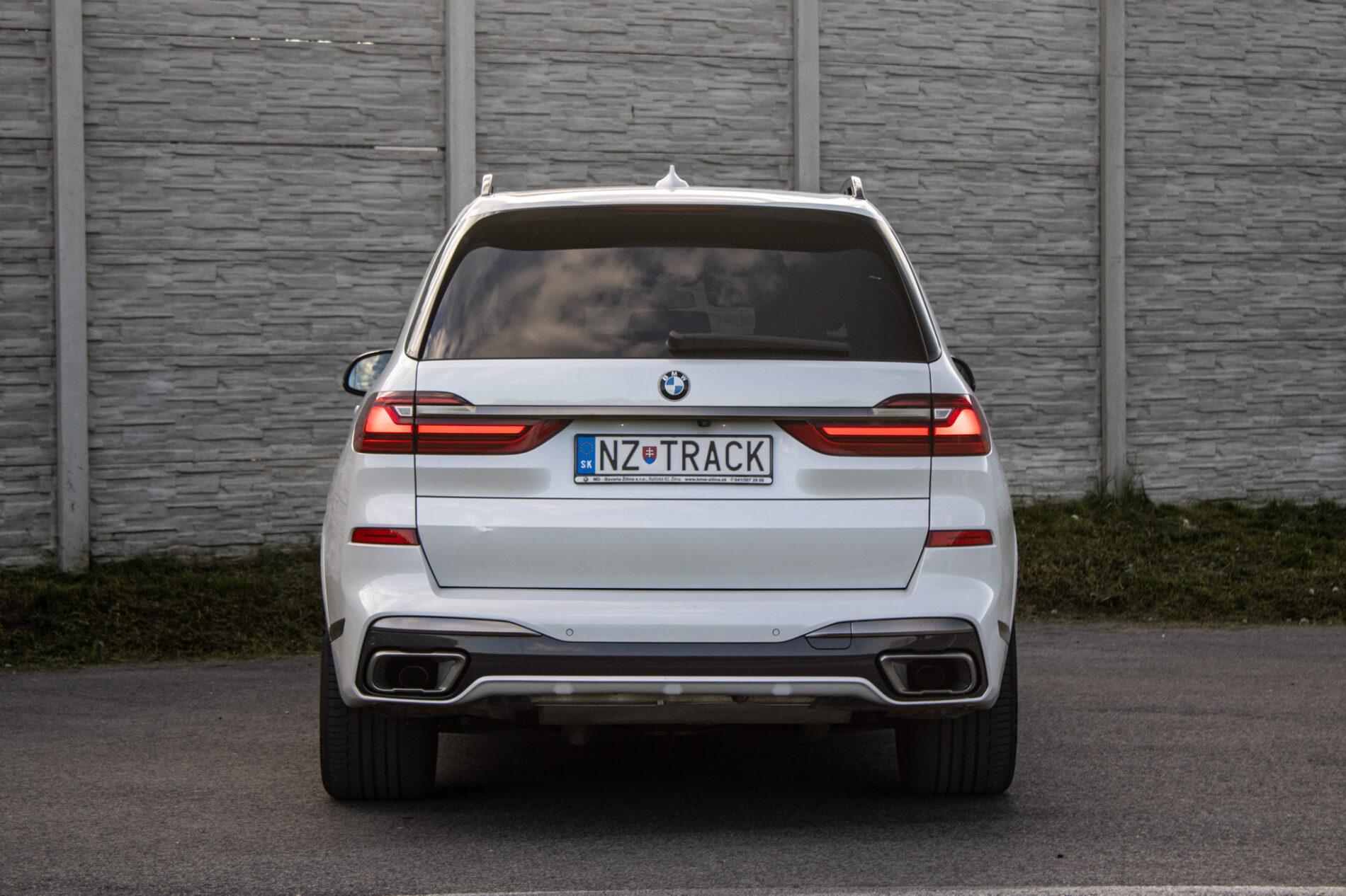 2020 BMW X7 M50d, biela suv, 129 000 km