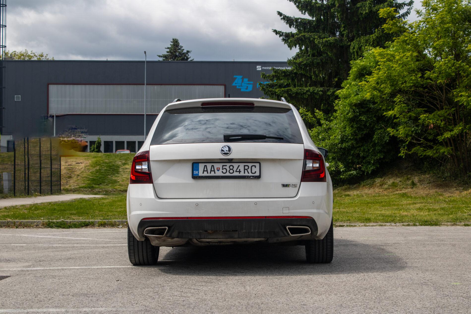 2017 Skoda Octavia RS, biela kombi, 170 659 km