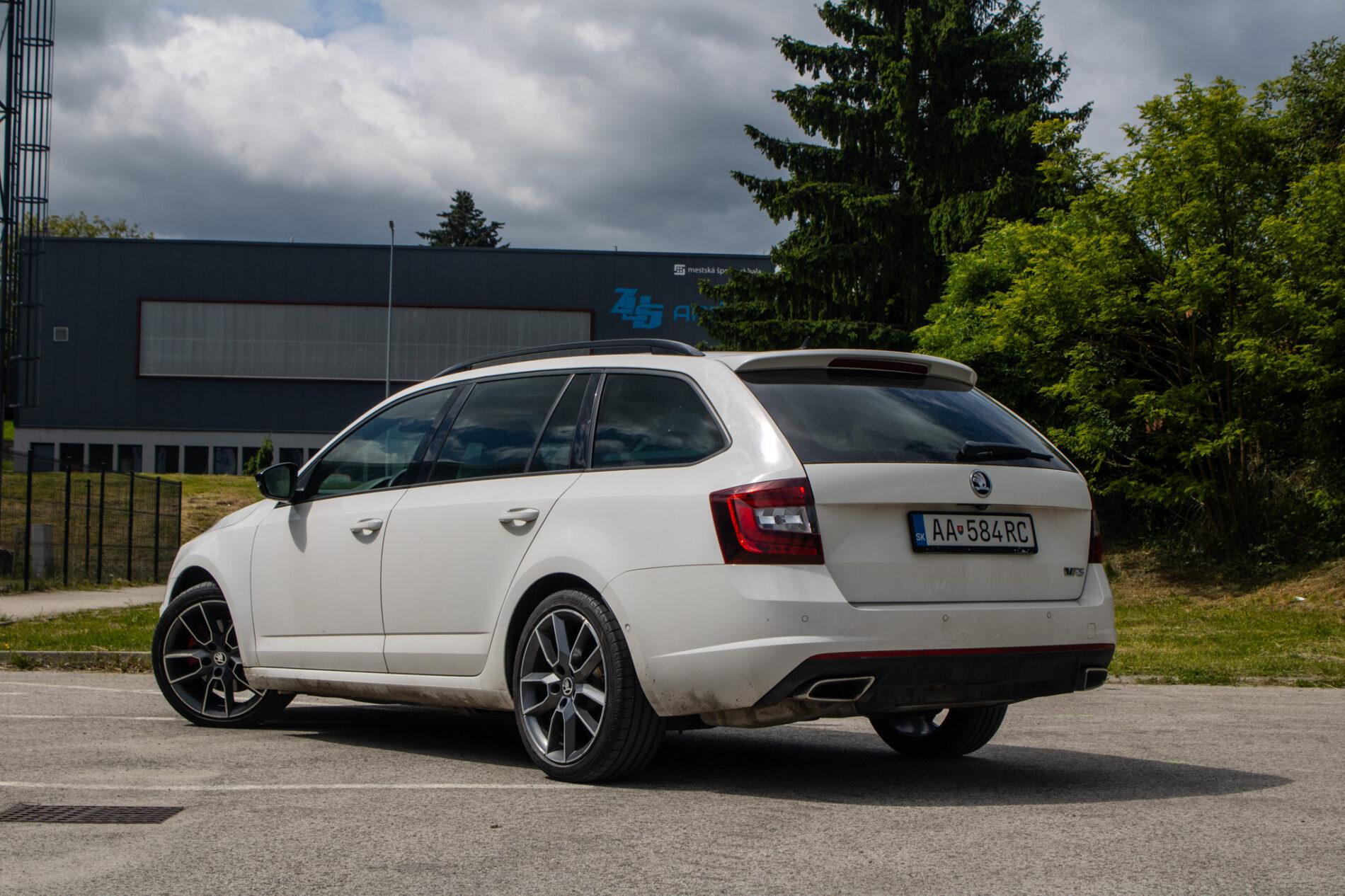2017 Skoda Octavia RS, biela kombi, 170 659 km