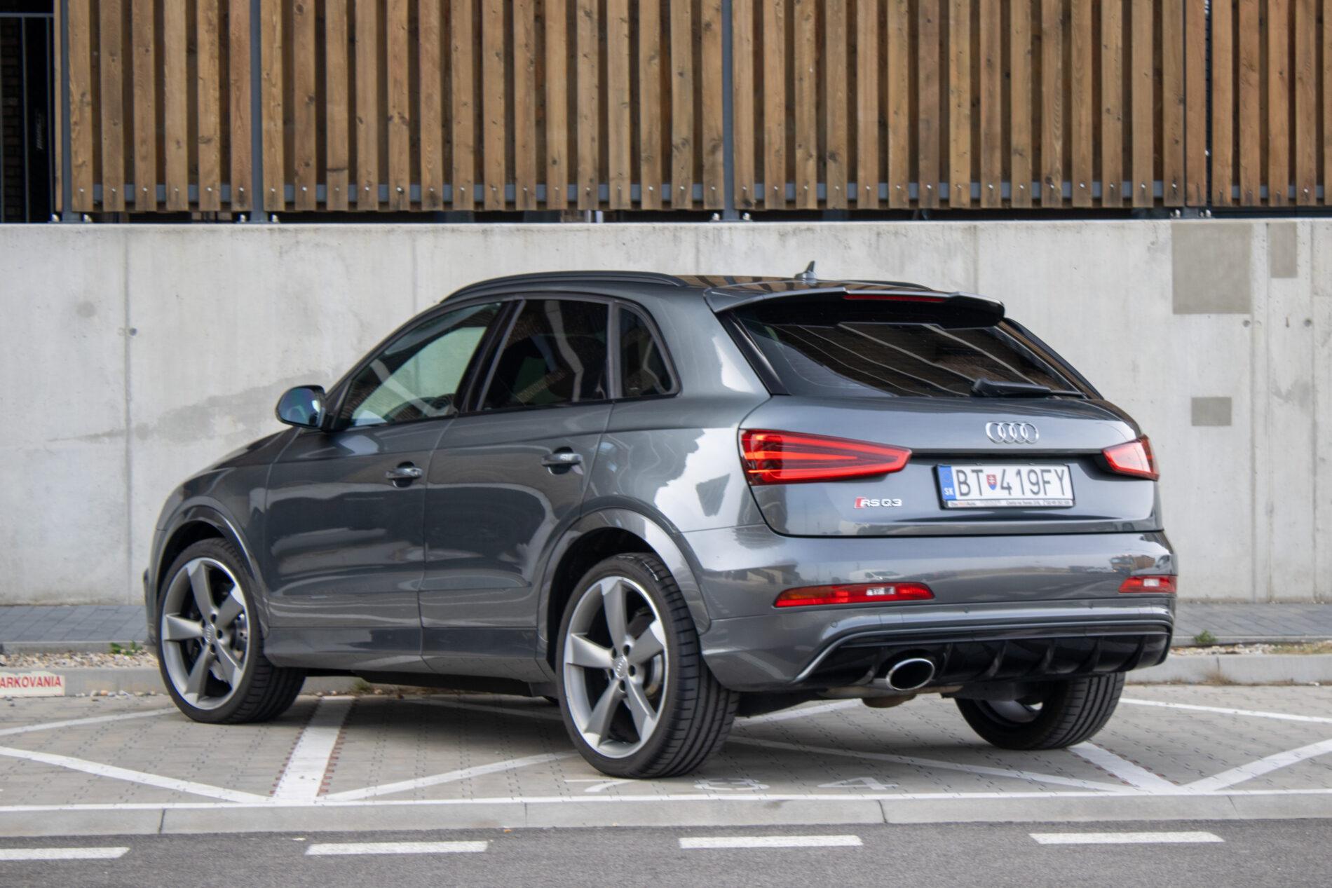 2014 AUDI RSQ3, sivá suv, 209 610 km
