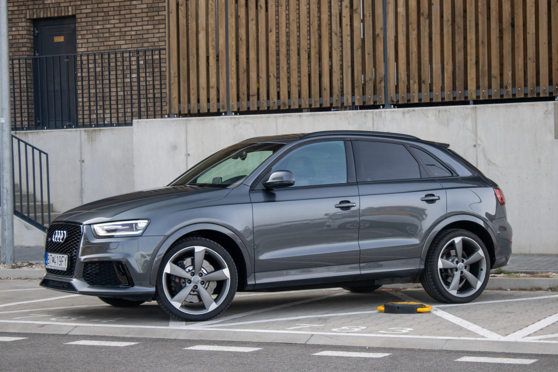 2014 AUDI RSQ3, sivá suv, 209 610 km