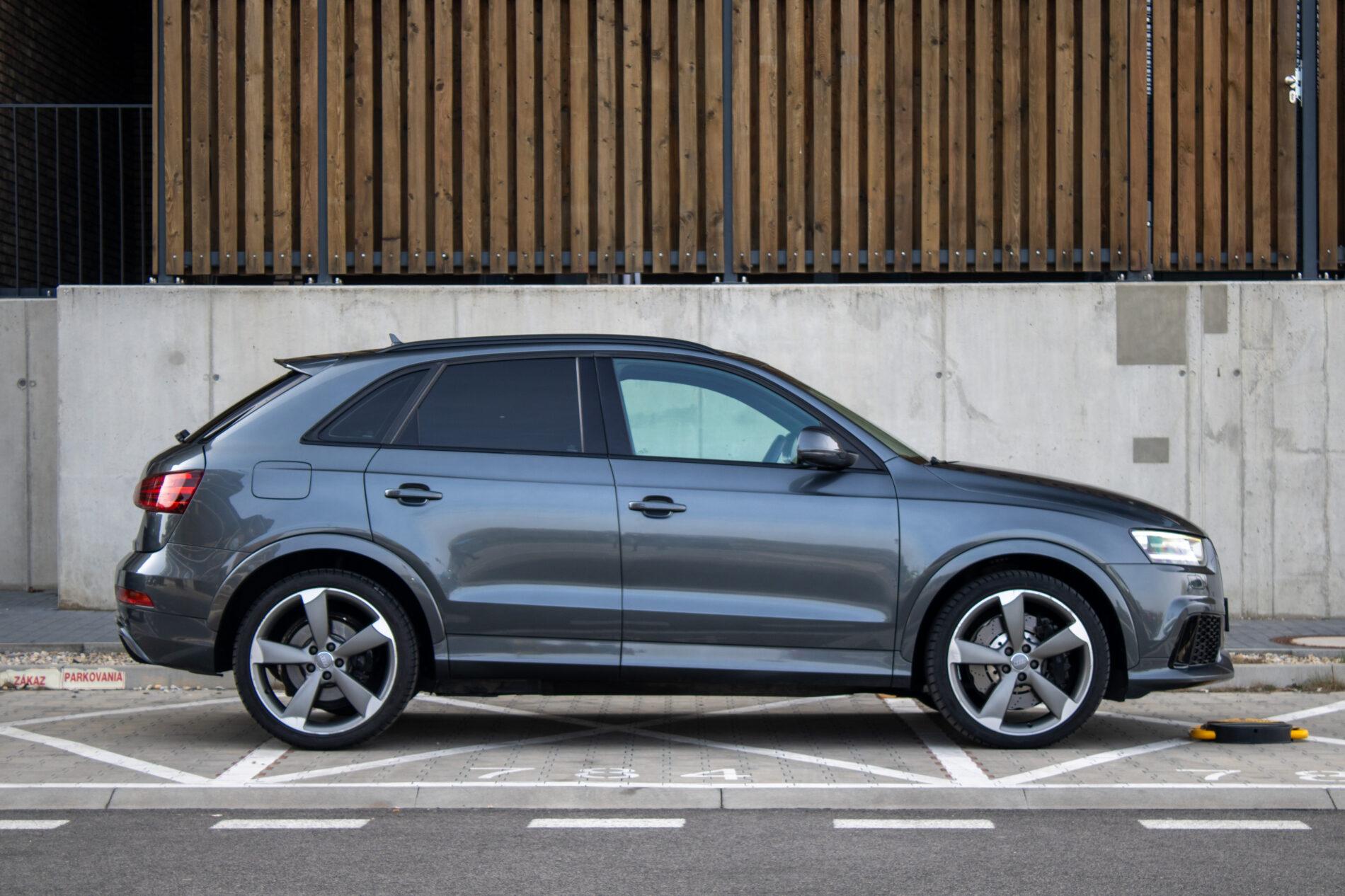 2014 AUDI RSQ3, sivá suv, 209 610 km