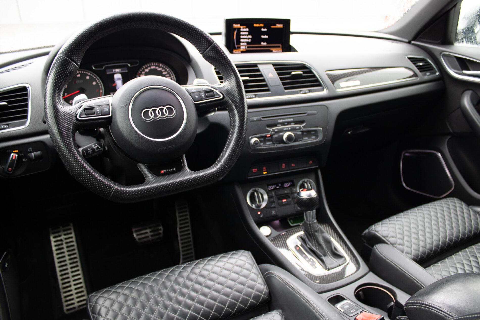 2014 AUDI RSQ3, sivá suv, 209 610 km