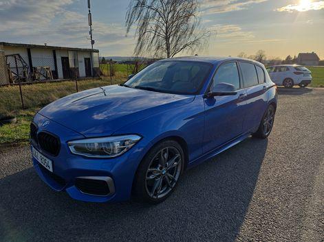 2015 BMW M135i, modrá hatchback, 164 000 km
